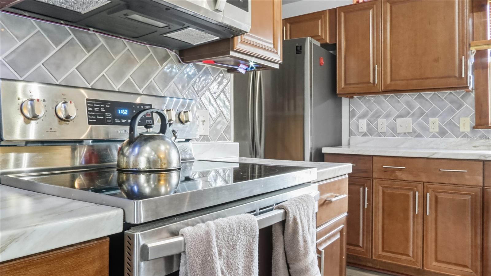 Image 4 of 41 For 16736 Dalberg Drive
