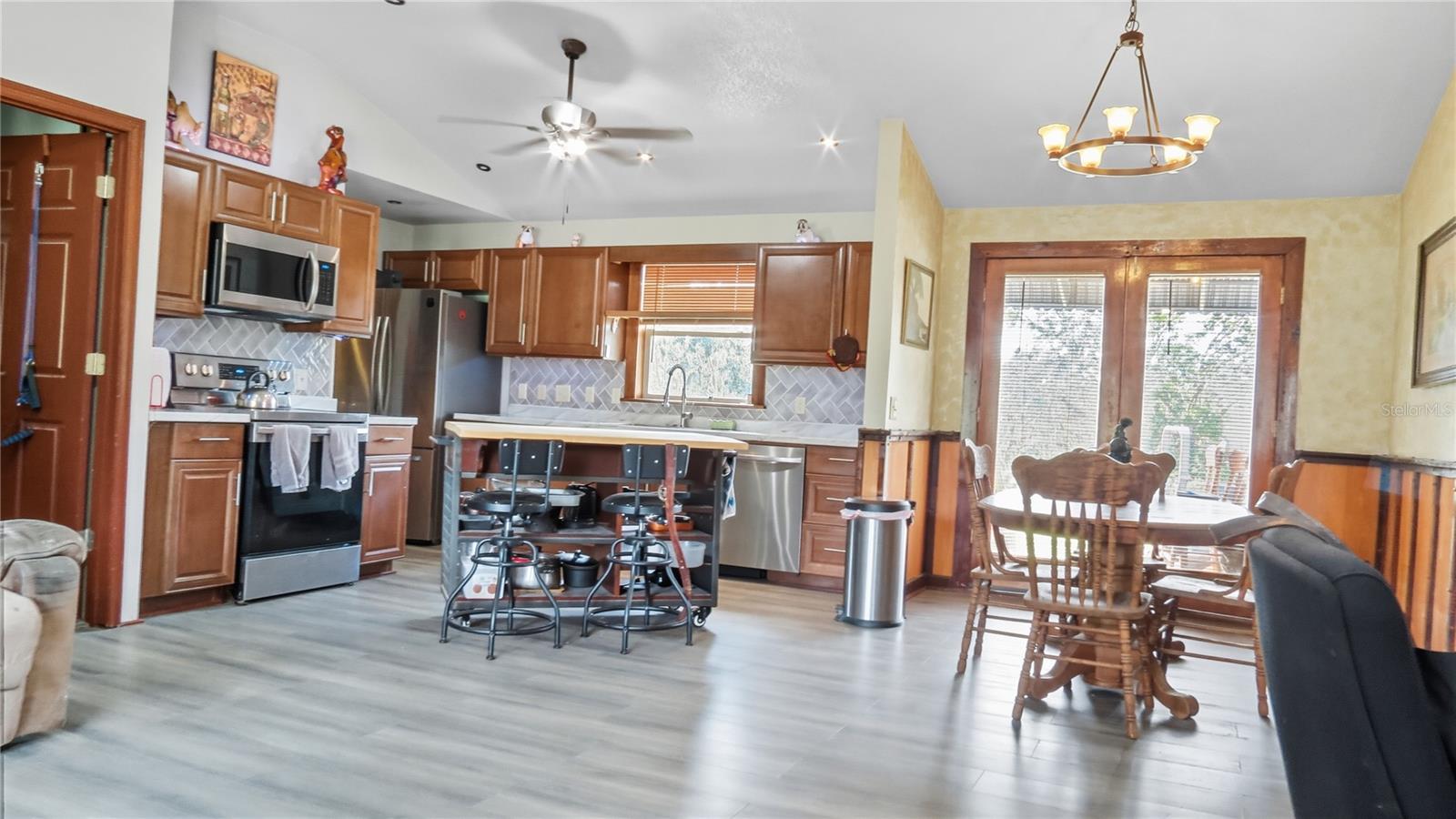 Image 5 of 41 For 16736 Dalberg Drive