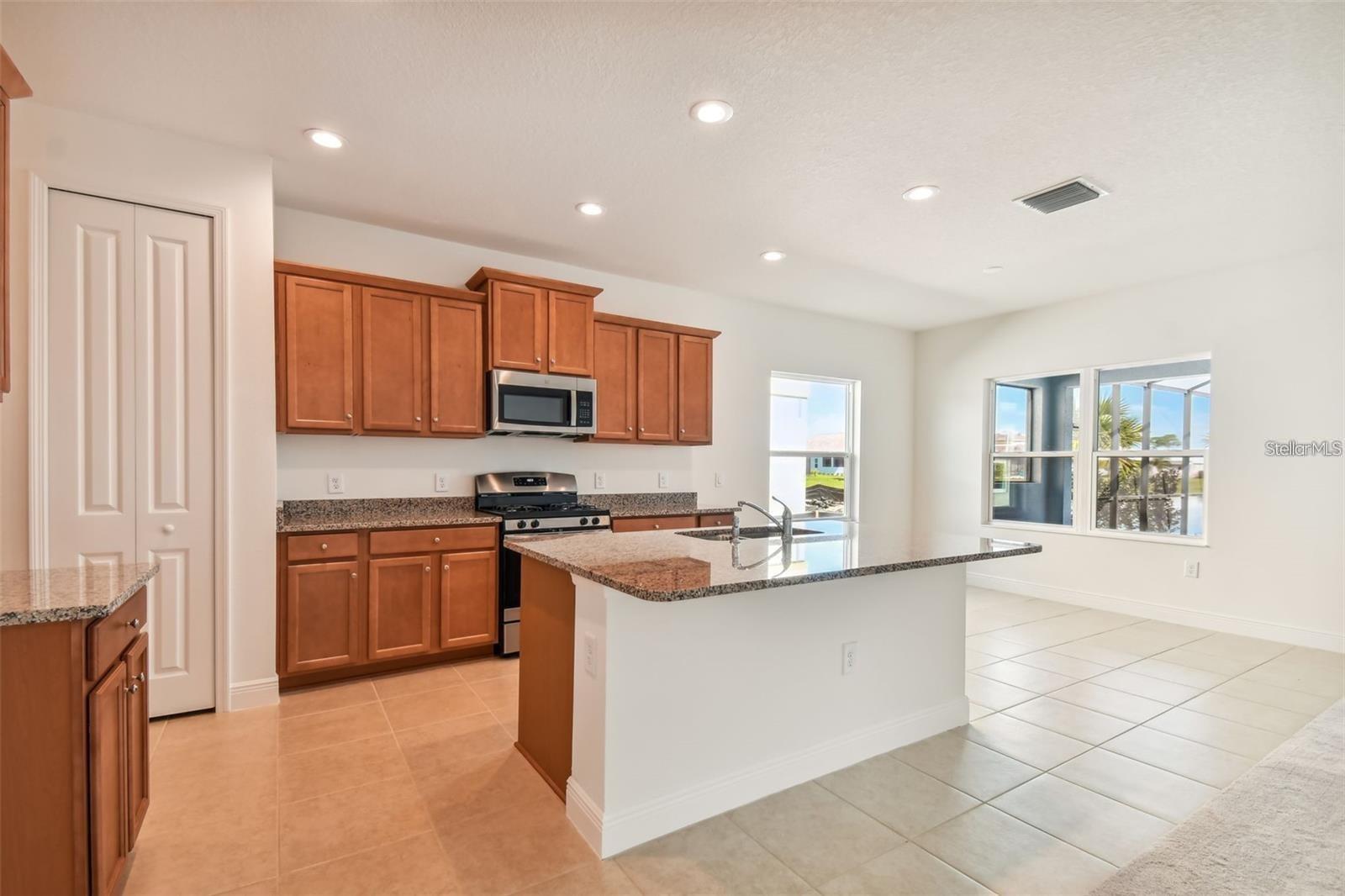 Image 13 of 48 For 6636 Fort Pierce Avenue