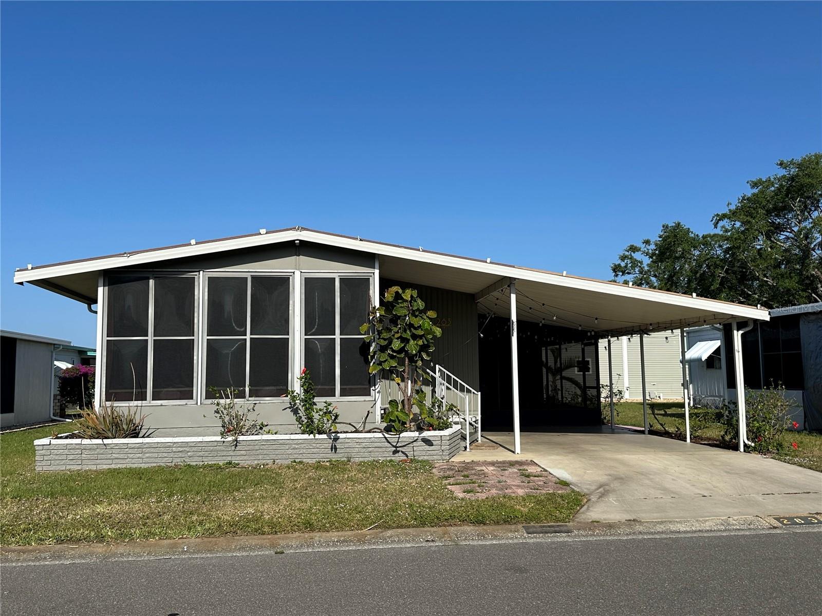 Details for 283 Apricot Street, BRADENTON, FL 34207
