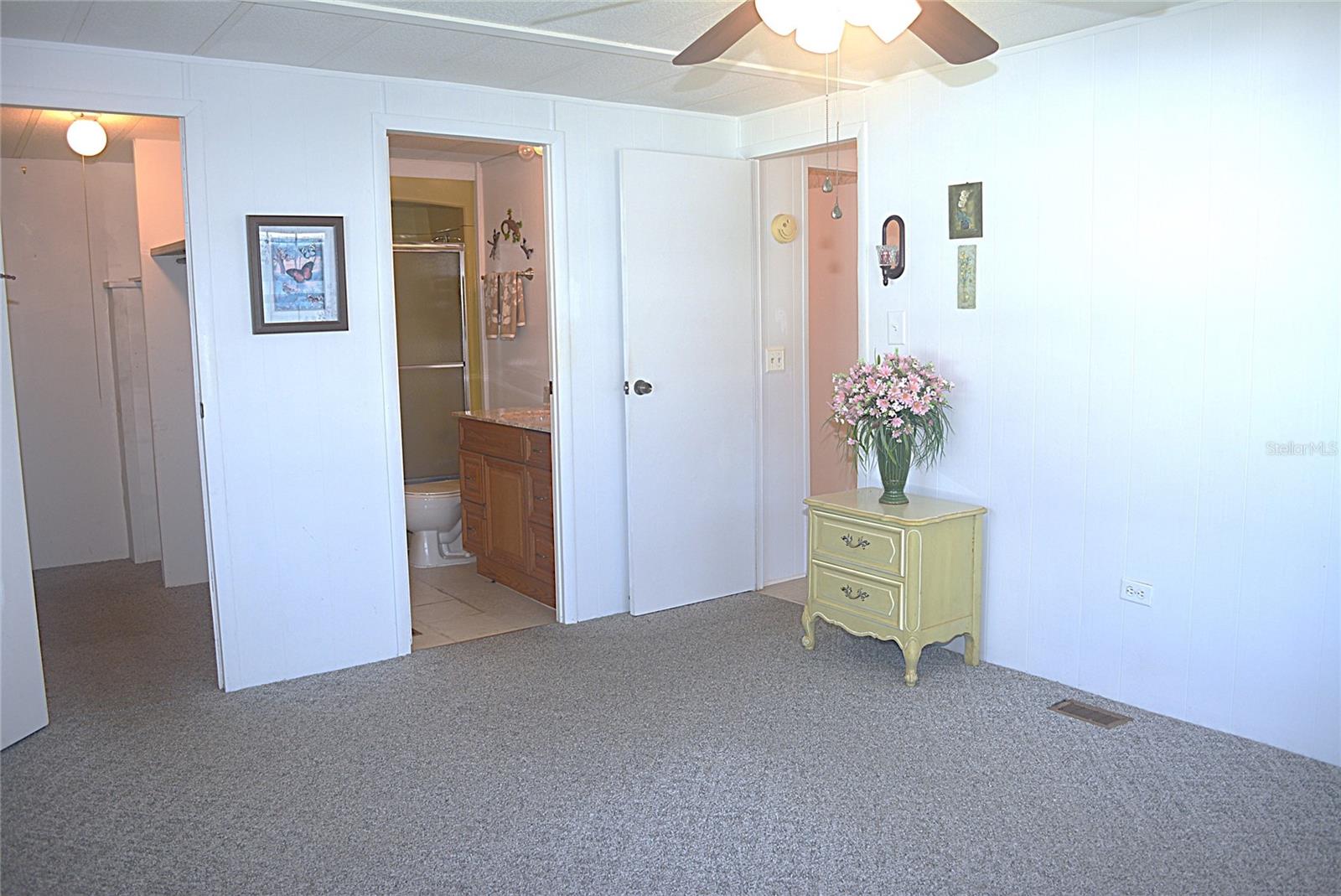 Image 19 of 42 For 808 53rd Avenue E 9