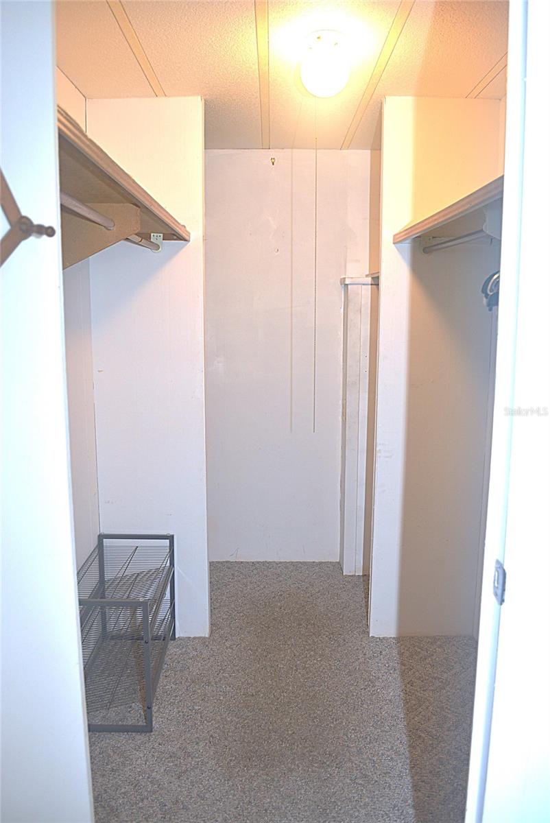 Image 20 of 42 For 808 53rd Avenue E 9