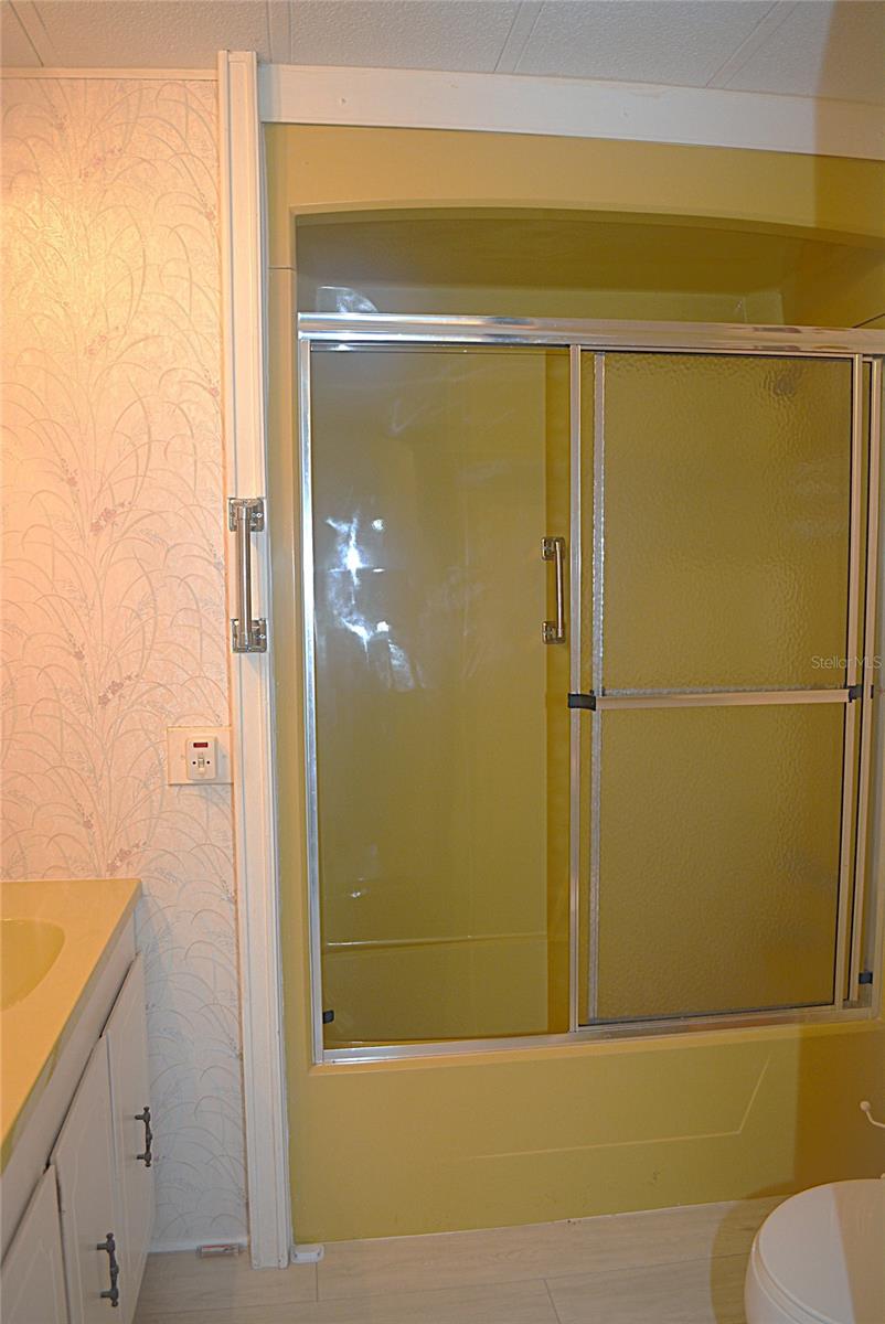 Image 24 of 42 For 808 53rd Avenue E 9