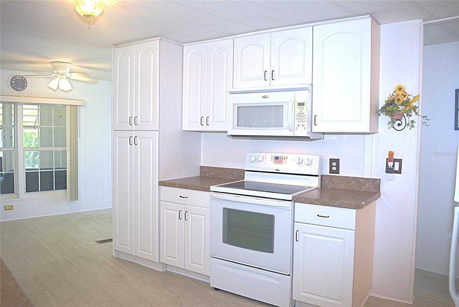 Image 25 of 42 For 808 53rd Avenue E 9