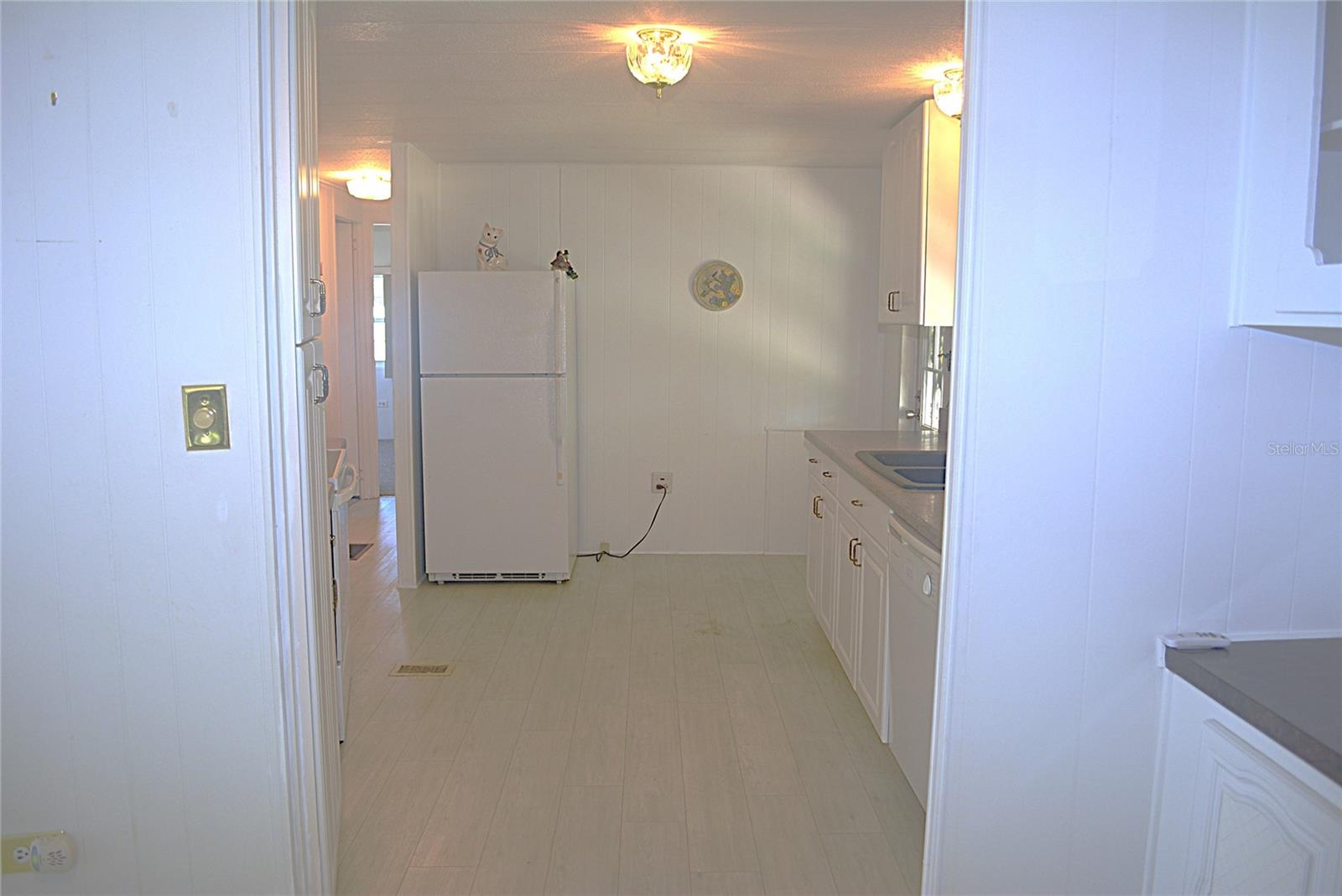 Image 27 of 42 For 808 53rd Avenue E 9