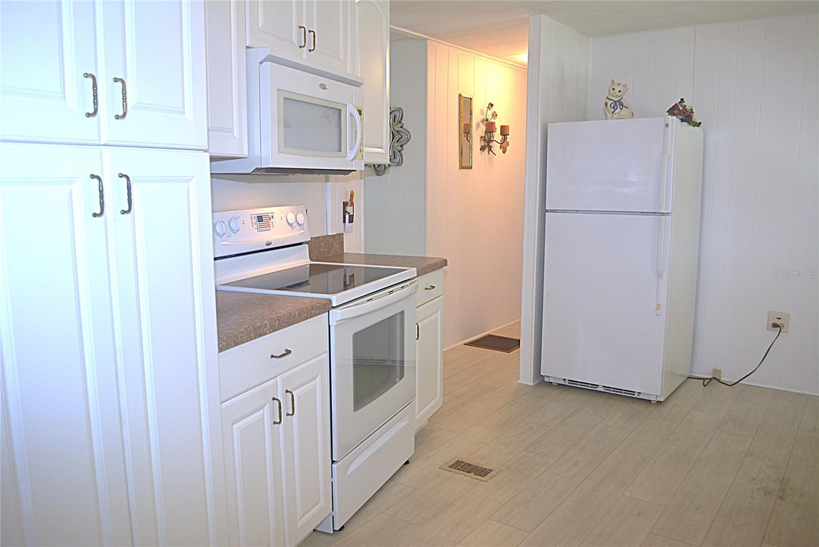 Image 29 of 42 For 808 53rd Avenue E 9