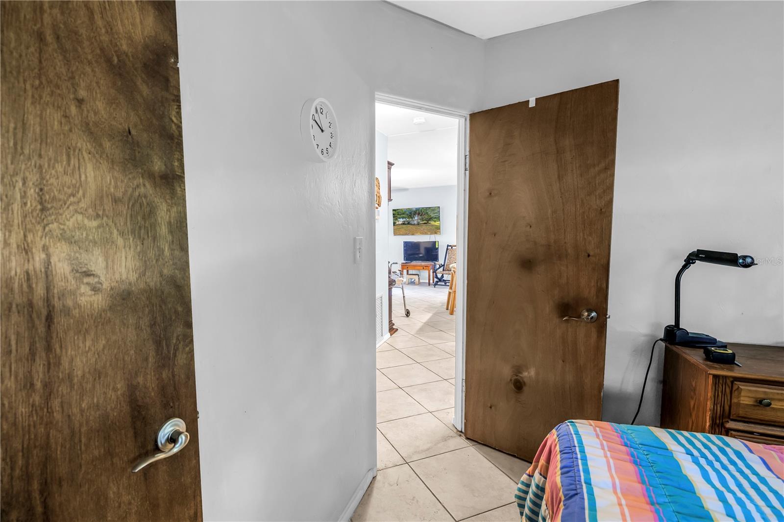 Image 16 of 31 For 5643 Murdock Avenue