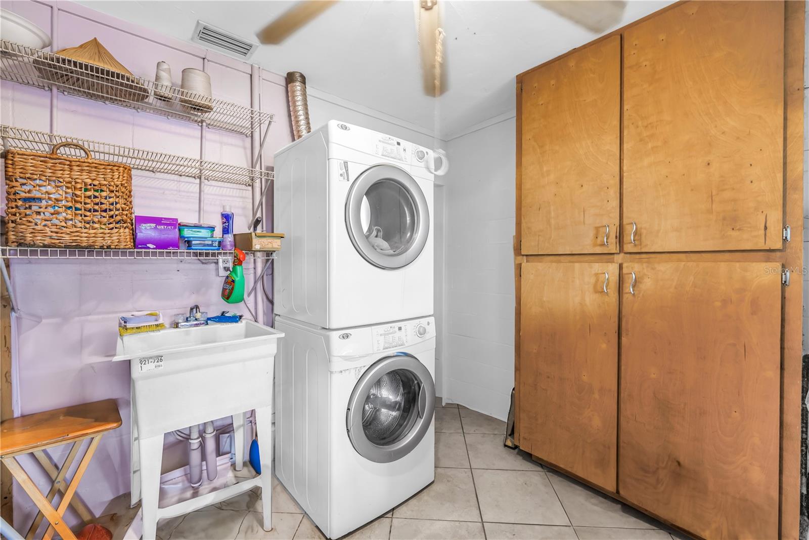 Image 22 of 31 For 5643 Murdock Avenue