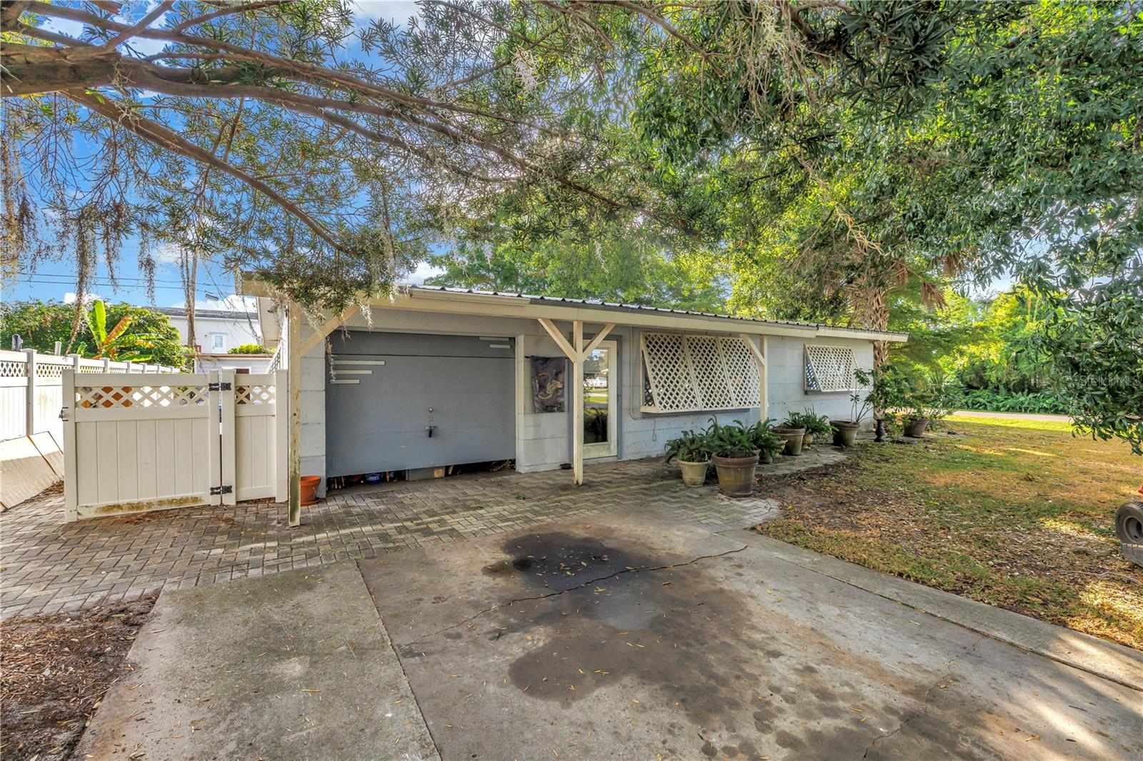 Image 4 of 31 For 5643 Murdock Avenue