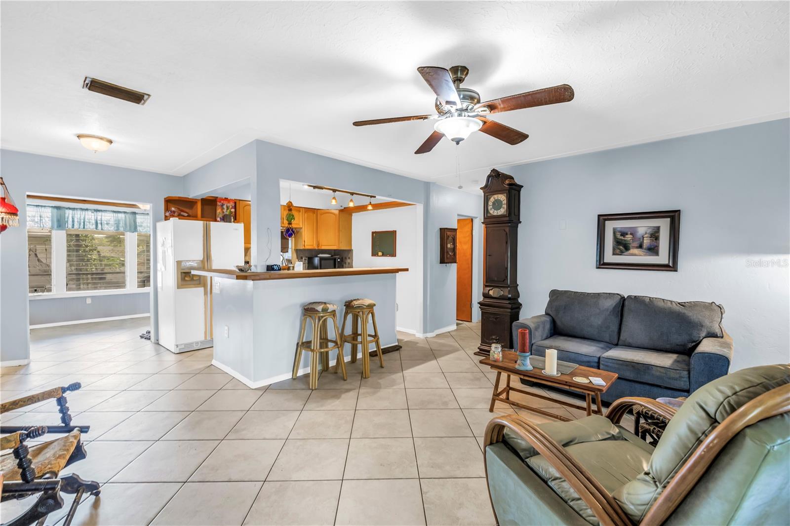 Image 6 of 31 For 5643 Murdock Avenue