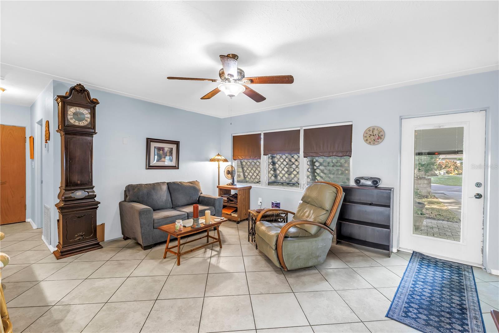 Image 7 of 31 For 5643 Murdock Avenue