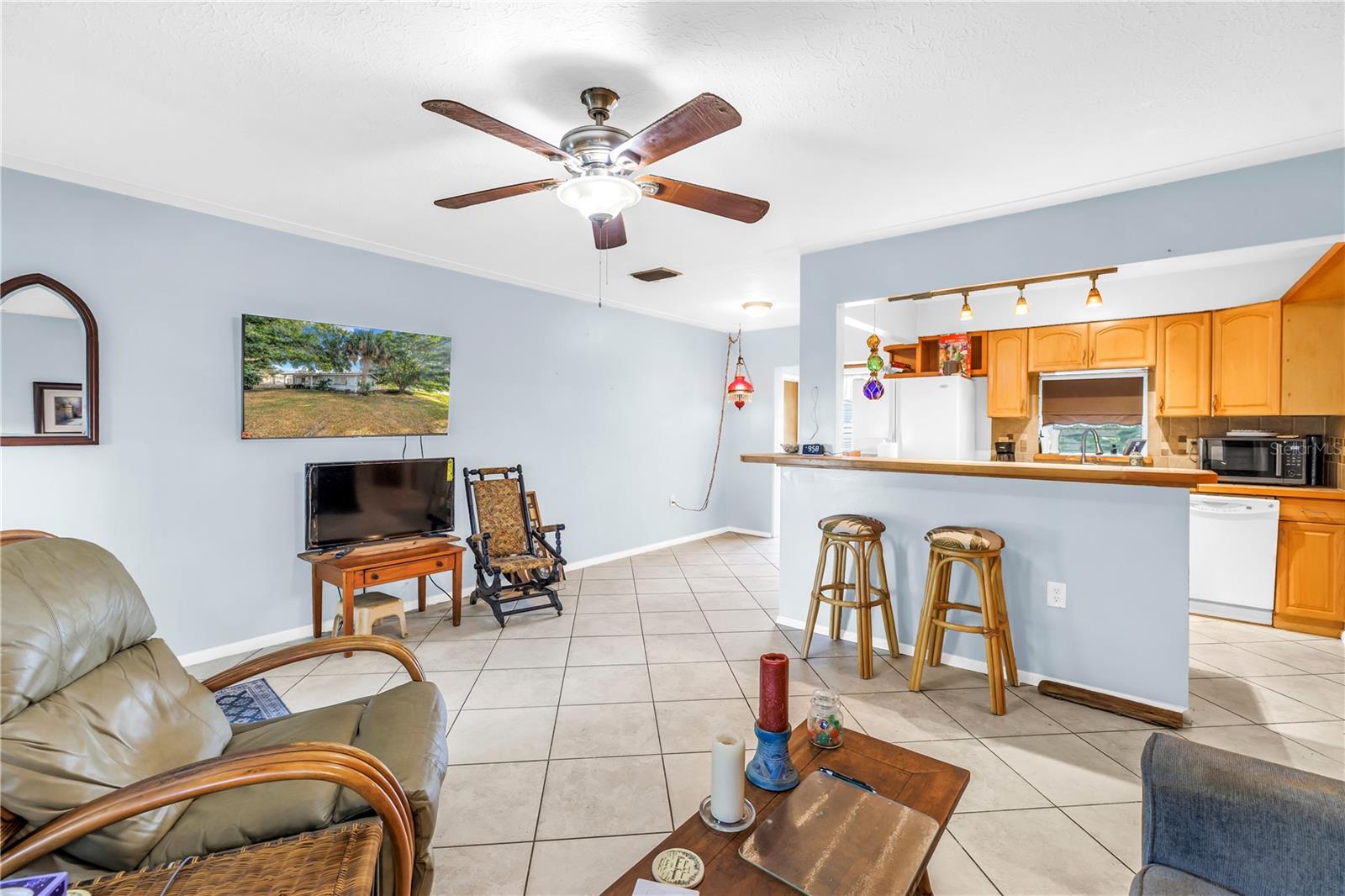 Image 9 of 31 For 5643 Murdock Avenue