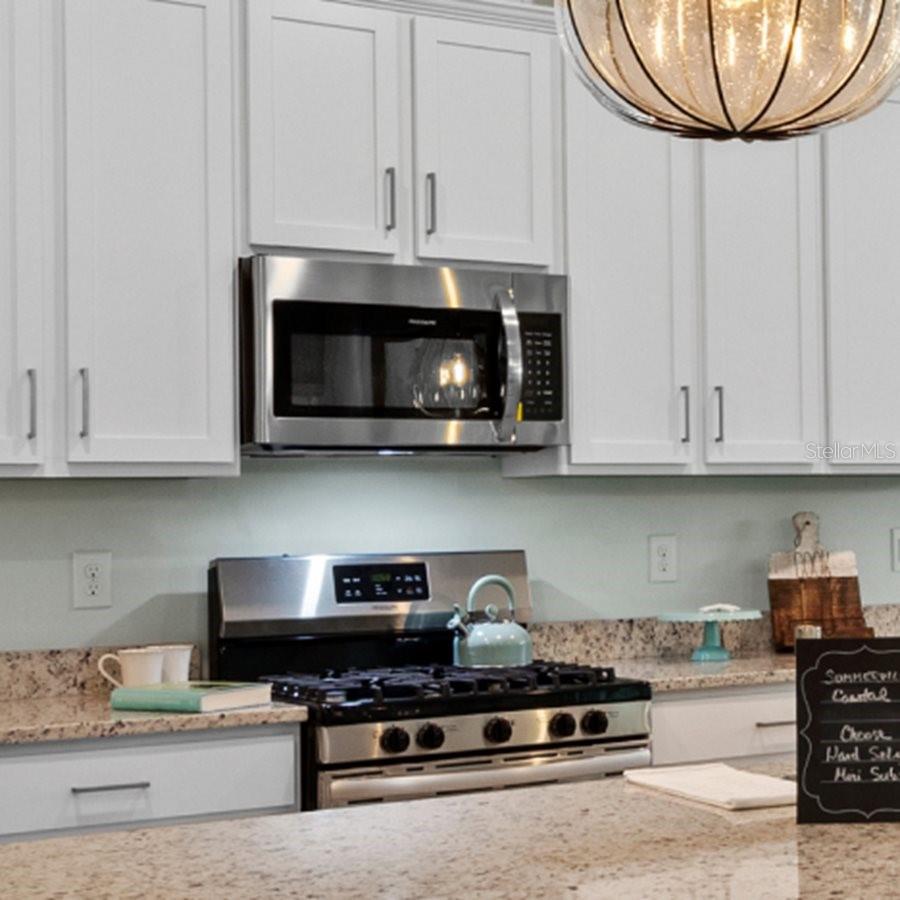 Image 14 of 27 For 16325 Tradewind Terrace