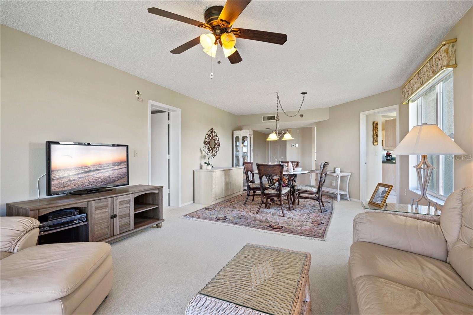Image 27 of 97 For 4440 Fairways Boulevard 407