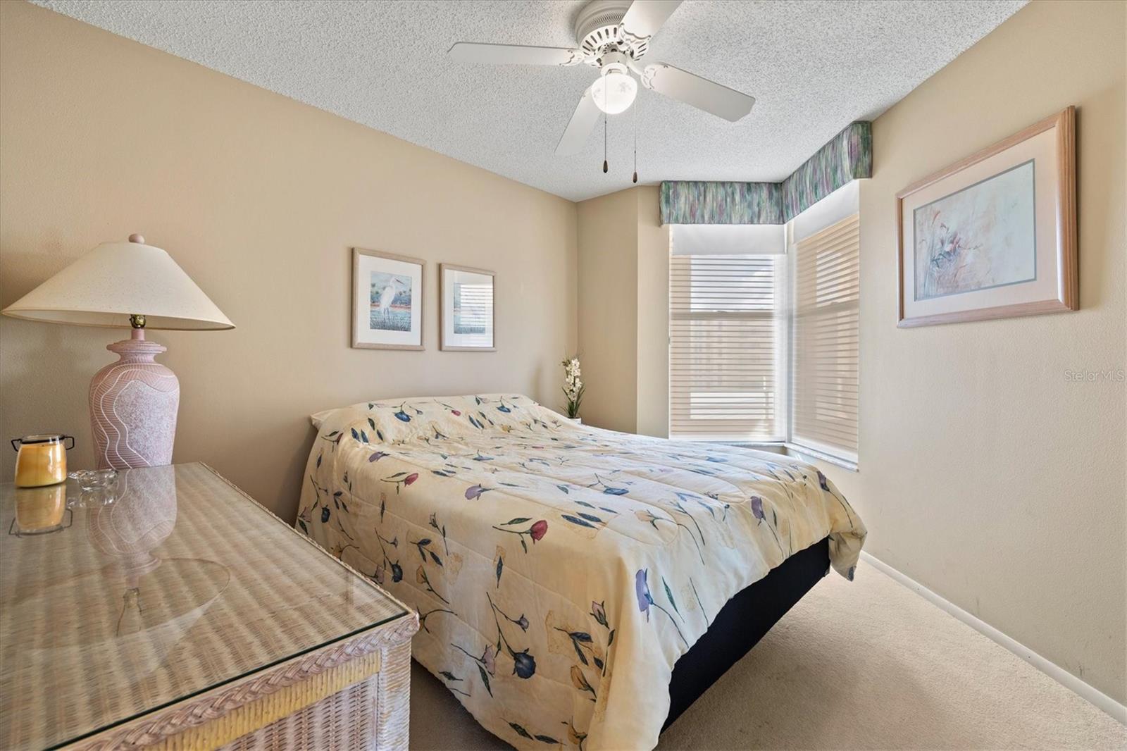 Image 38 of 97 For 4440 Fairways Boulevard 407