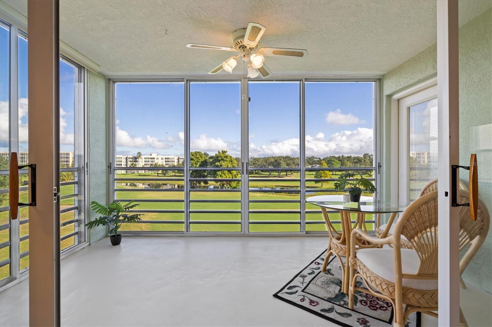 Image 41 of 97 For 4440 Fairways Boulevard 407