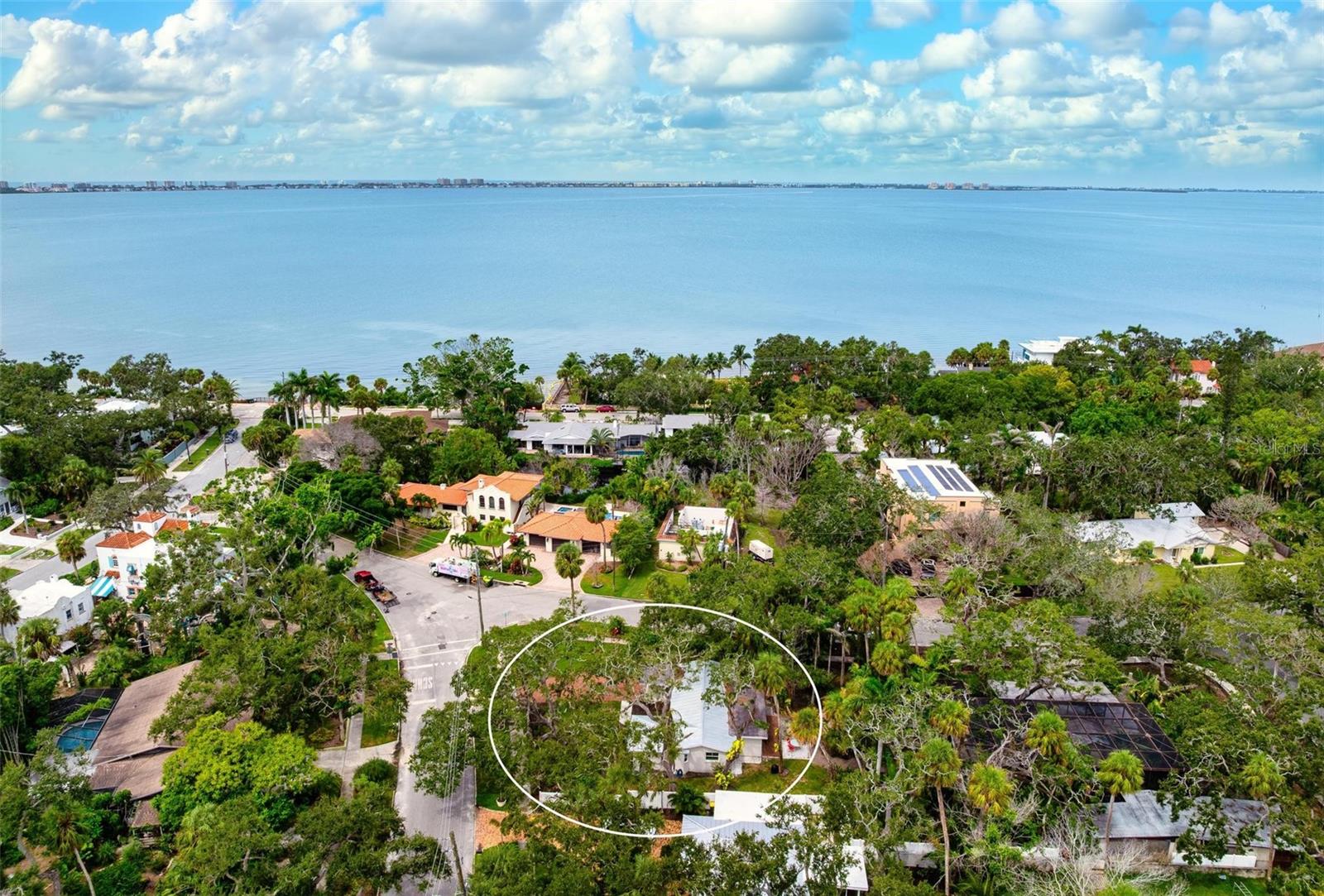 Image 2 of 28 For 805 Tennessee Lane