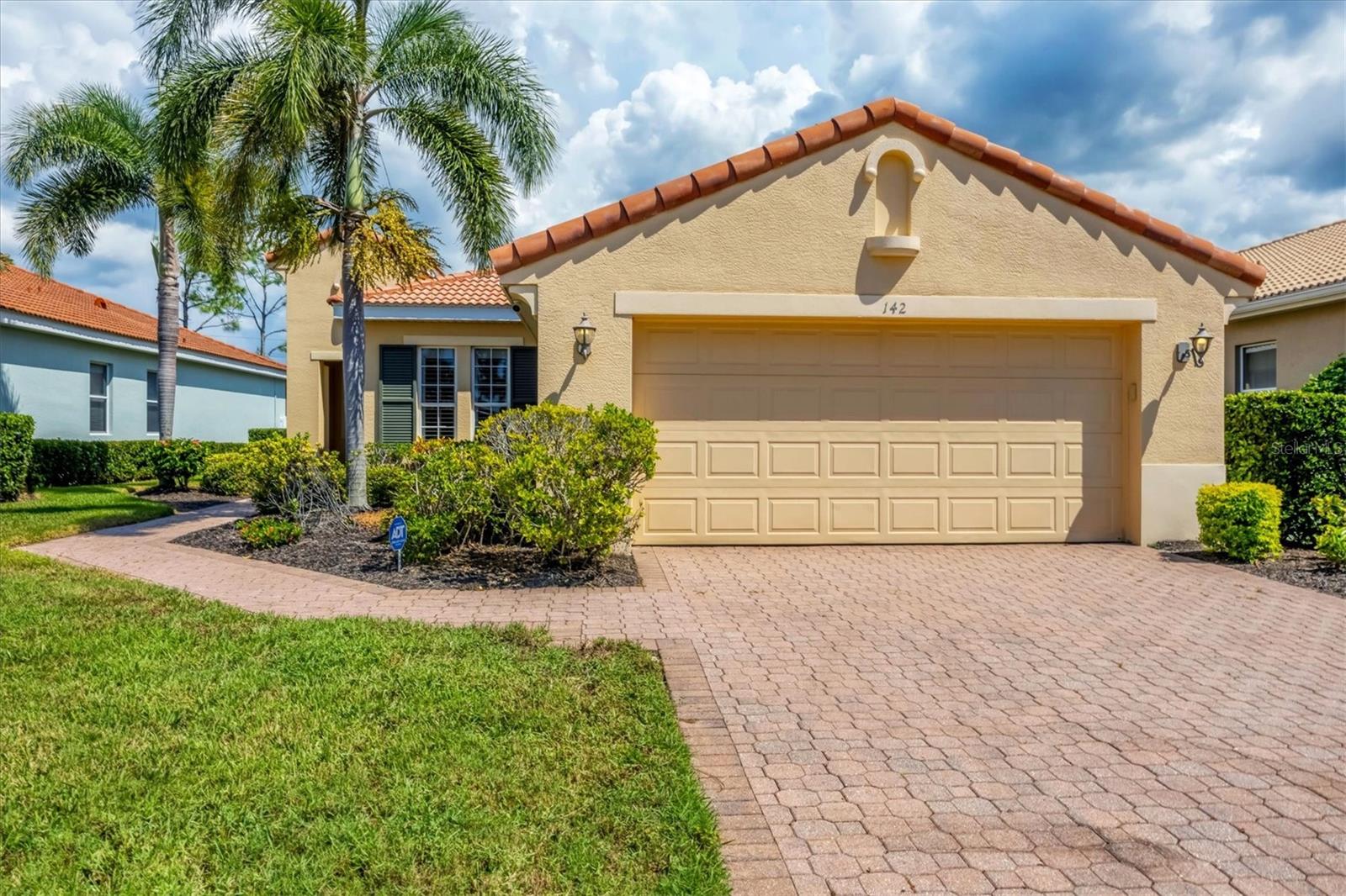 Image 2 of 71 For 142 Savona Way