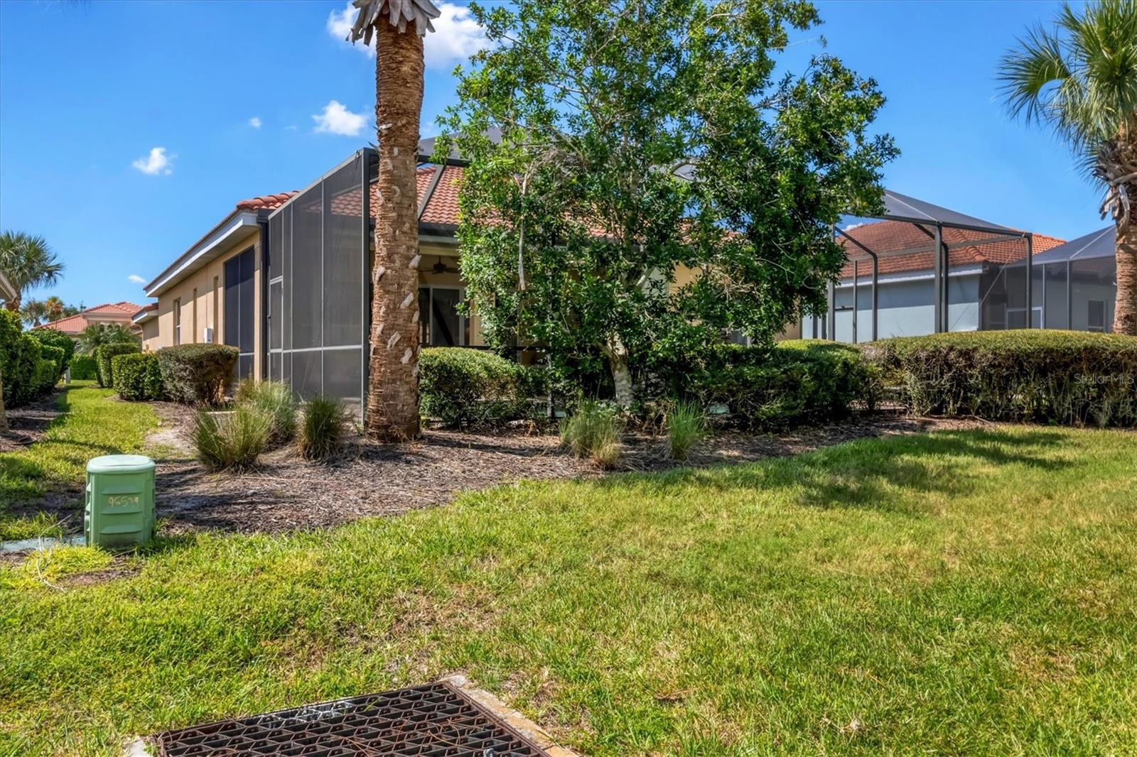 Image 32 of 71 For 142 Savona Way