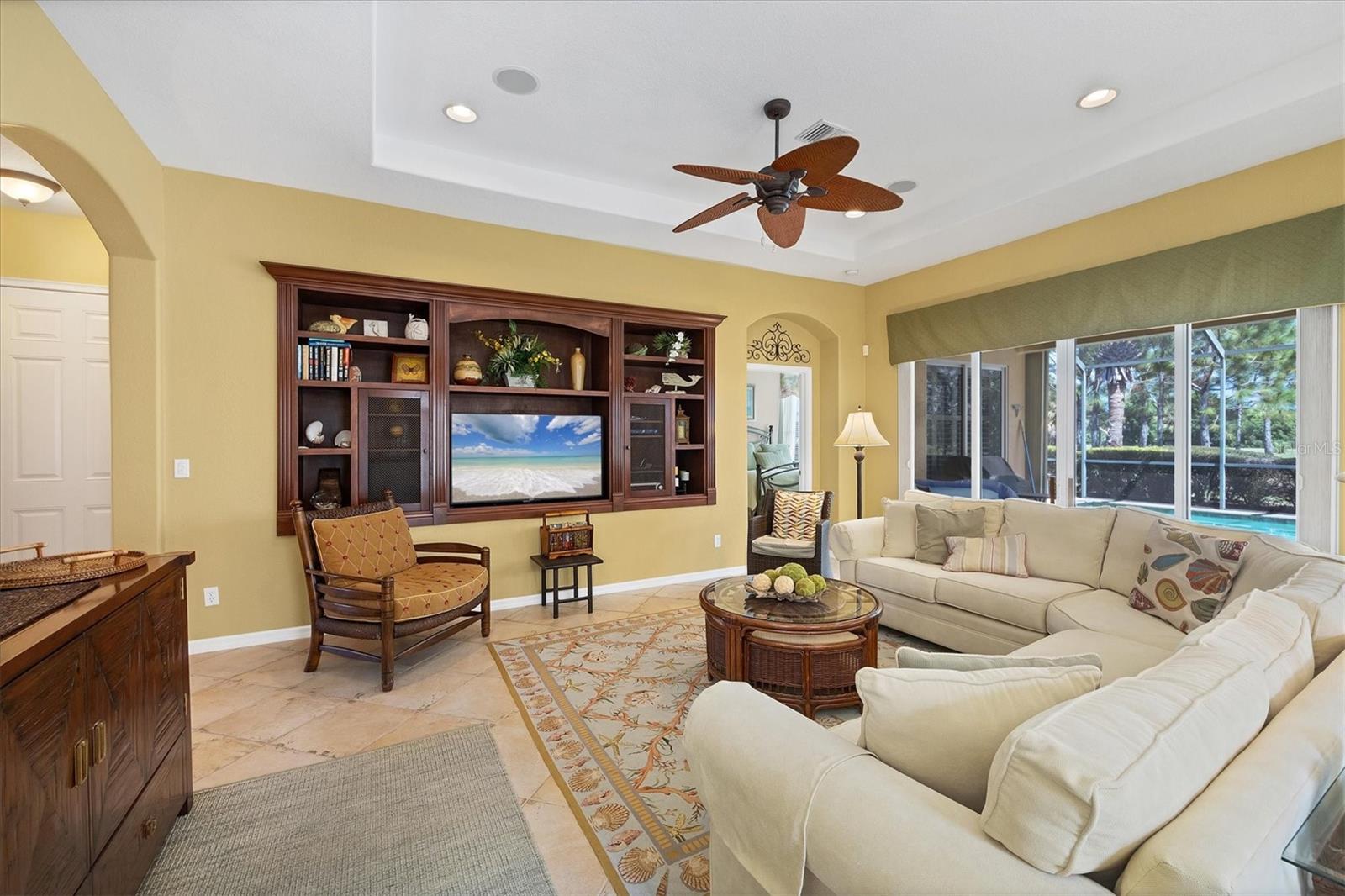 Image 7 of 71 For 142 Savona Way