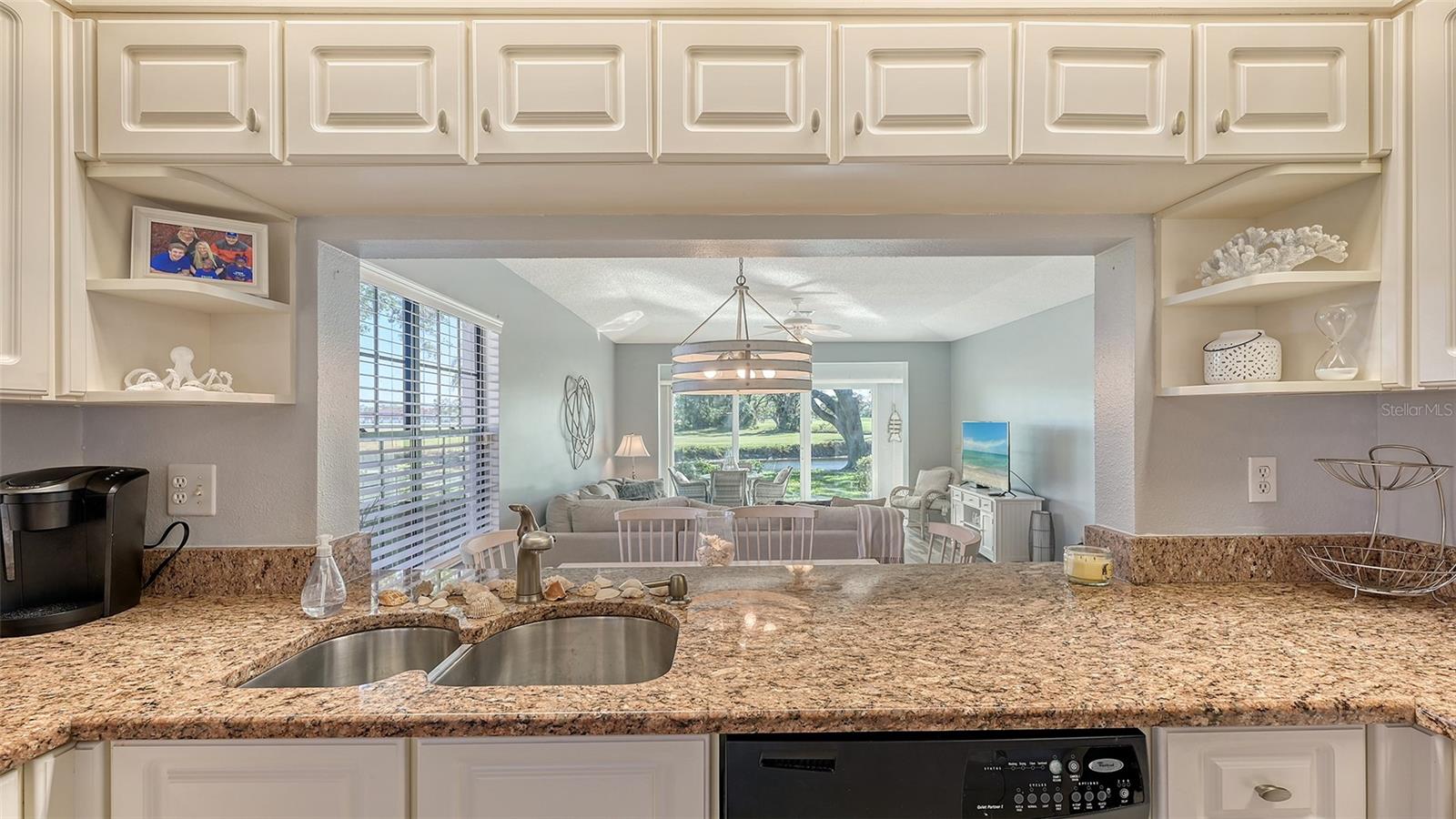 Image 29 of 94 For 7320 Golf Pointe Circle
