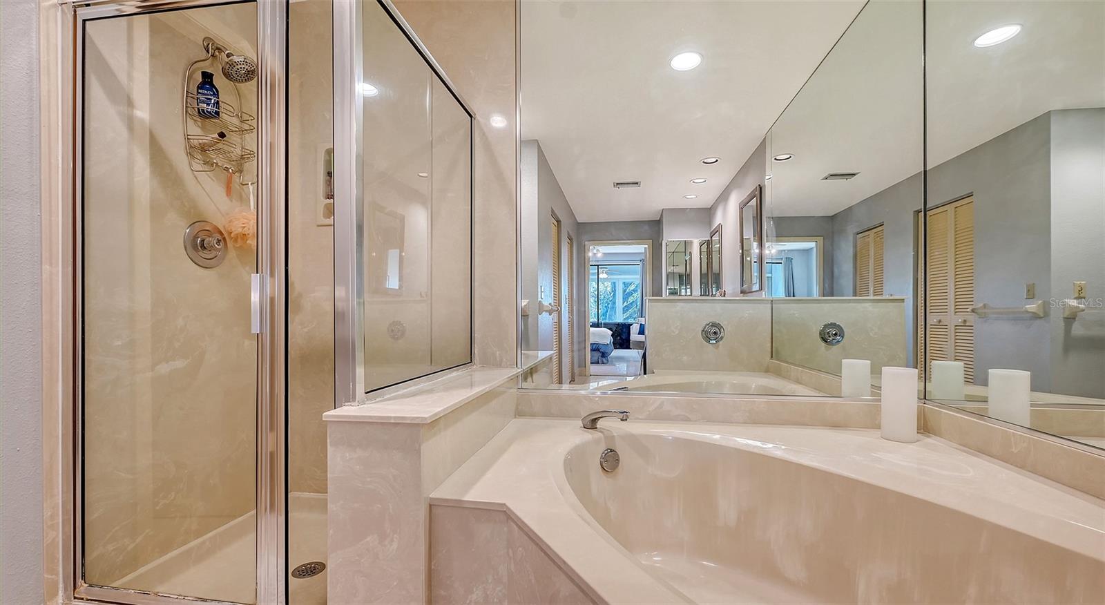 Image 35 of 94 For 7320 Golf Pointe Circle