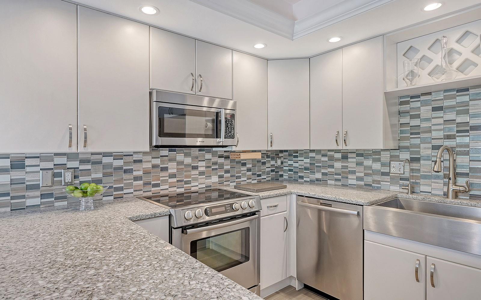 Image 17 of 50 For 1212 Benjamin Franklin Drive 305