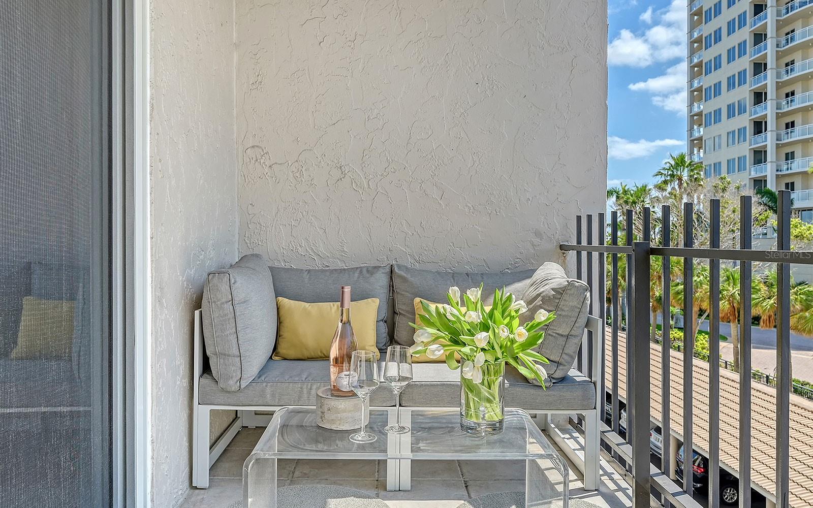 Image 23 of 50 For 1212 Benjamin Franklin Drive 305