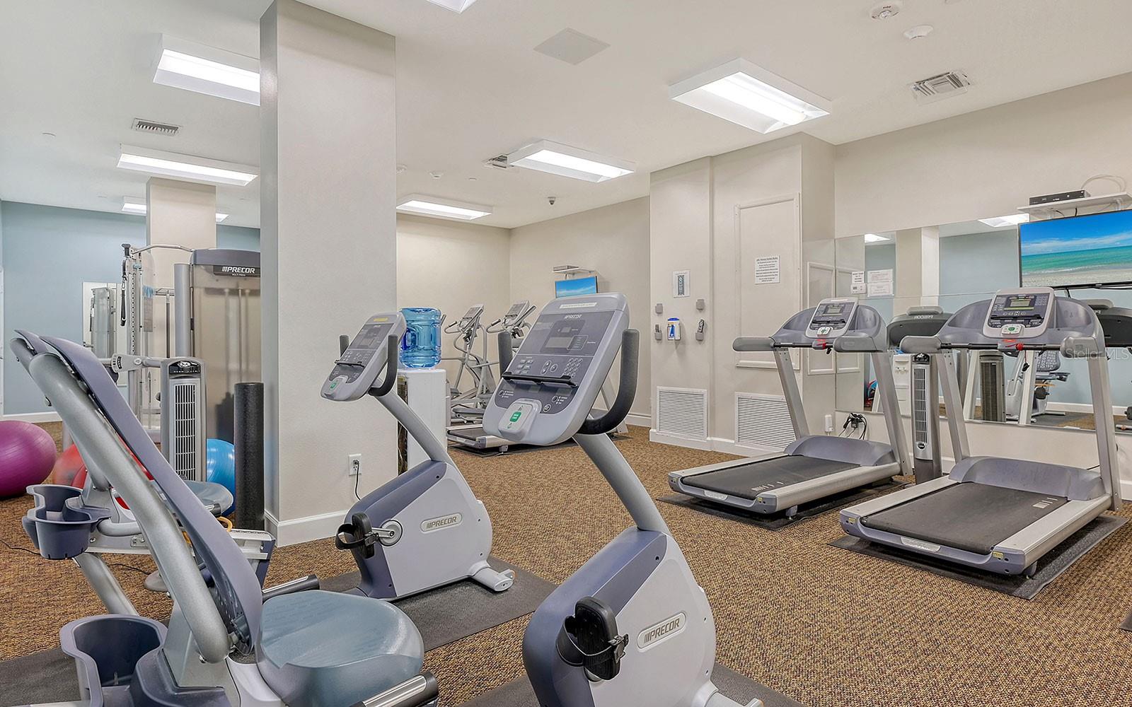 Image 32 of 50 For 1212 Benjamin Franklin Drive 305