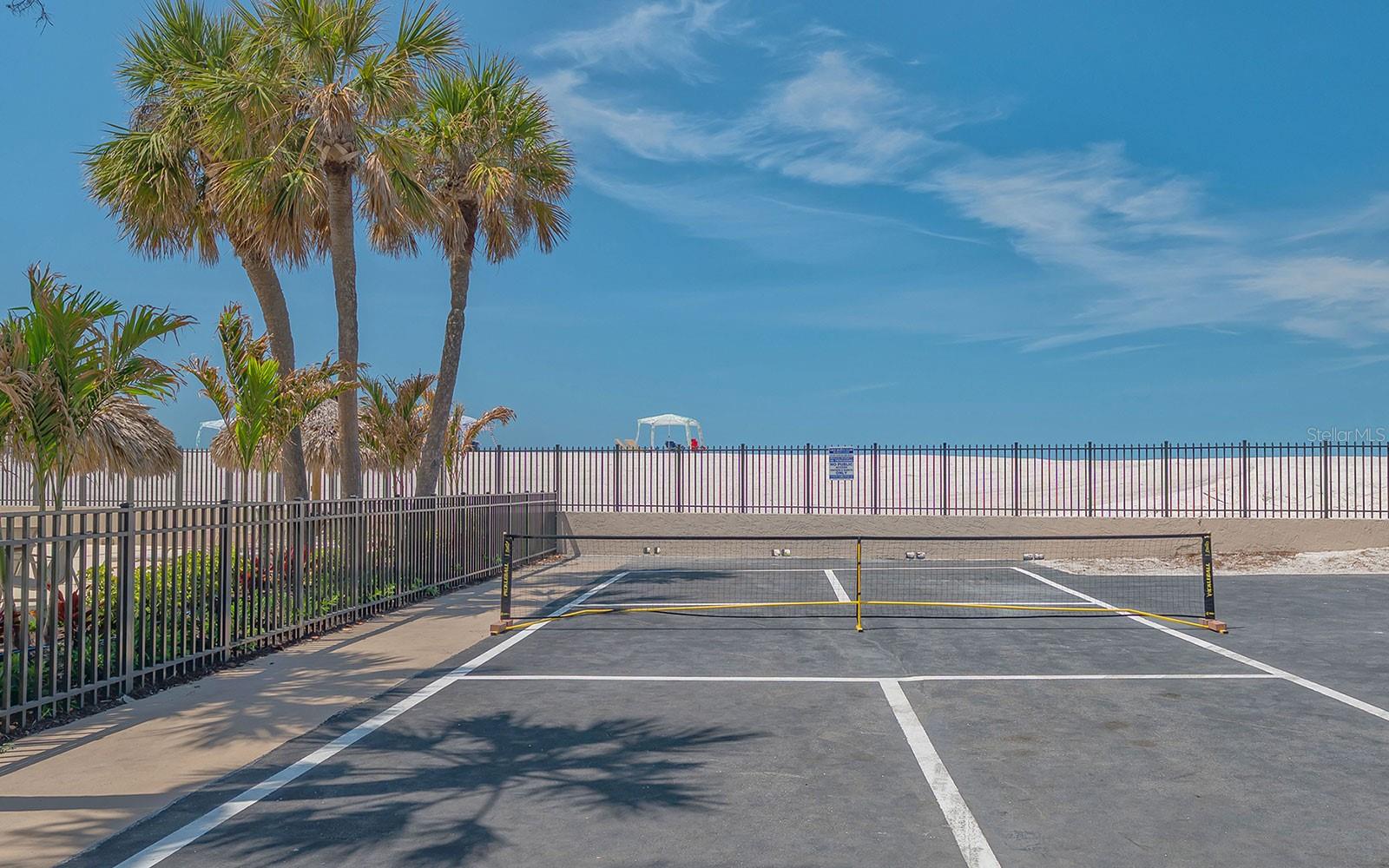 Image 35 of 50 For 1212 Benjamin Franklin Drive 305