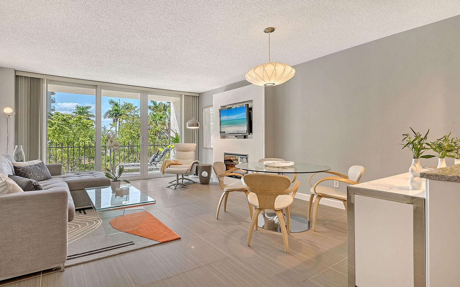 Image 6 of 50 For 1212 Benjamin Franklin Drive 305