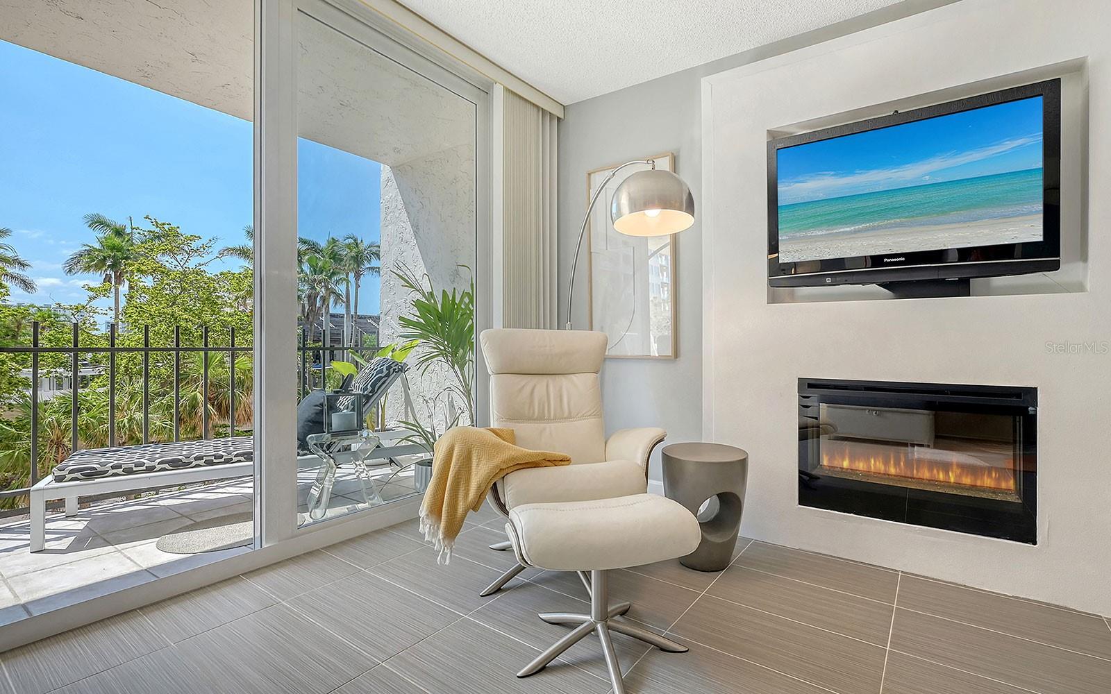 Image 8 of 50 For 1212 Benjamin Franklin Drive 305