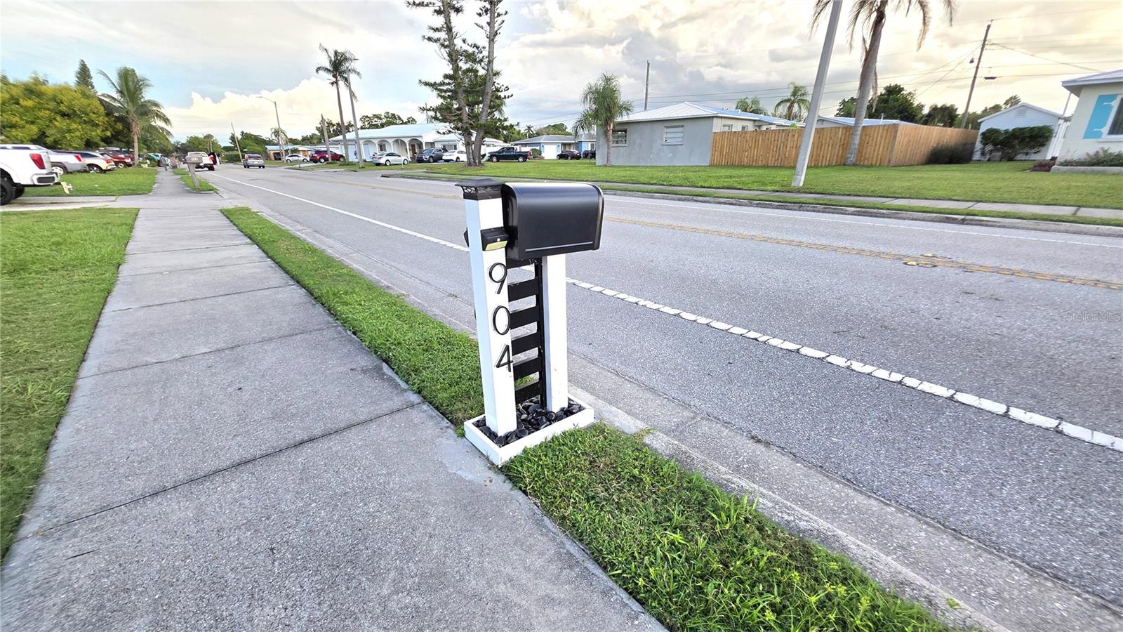 Image 20 of 21 For 904 Orlando Avenue
