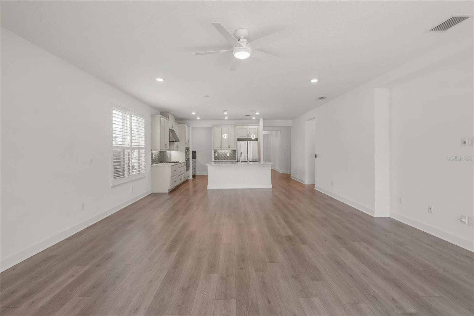 Image 16 of 46 For 16308 Mount Holly Drive
