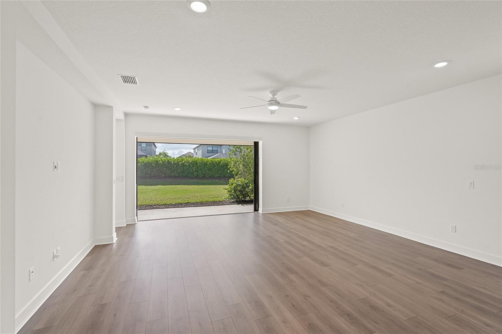 Image 18 of 46 For 16308 Mount Holly Drive