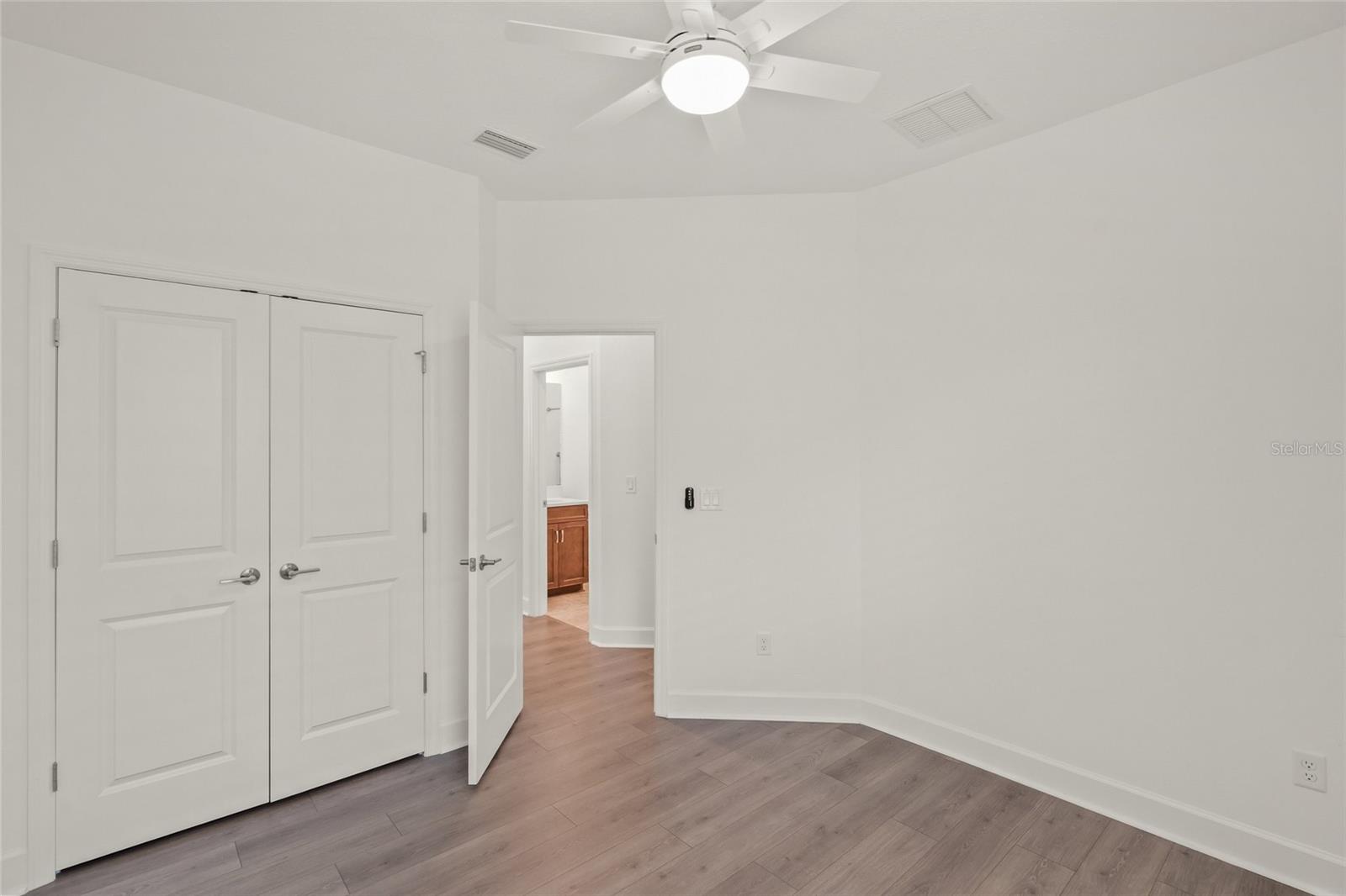 Image 36 of 46 For 16308 Mount Holly Drive