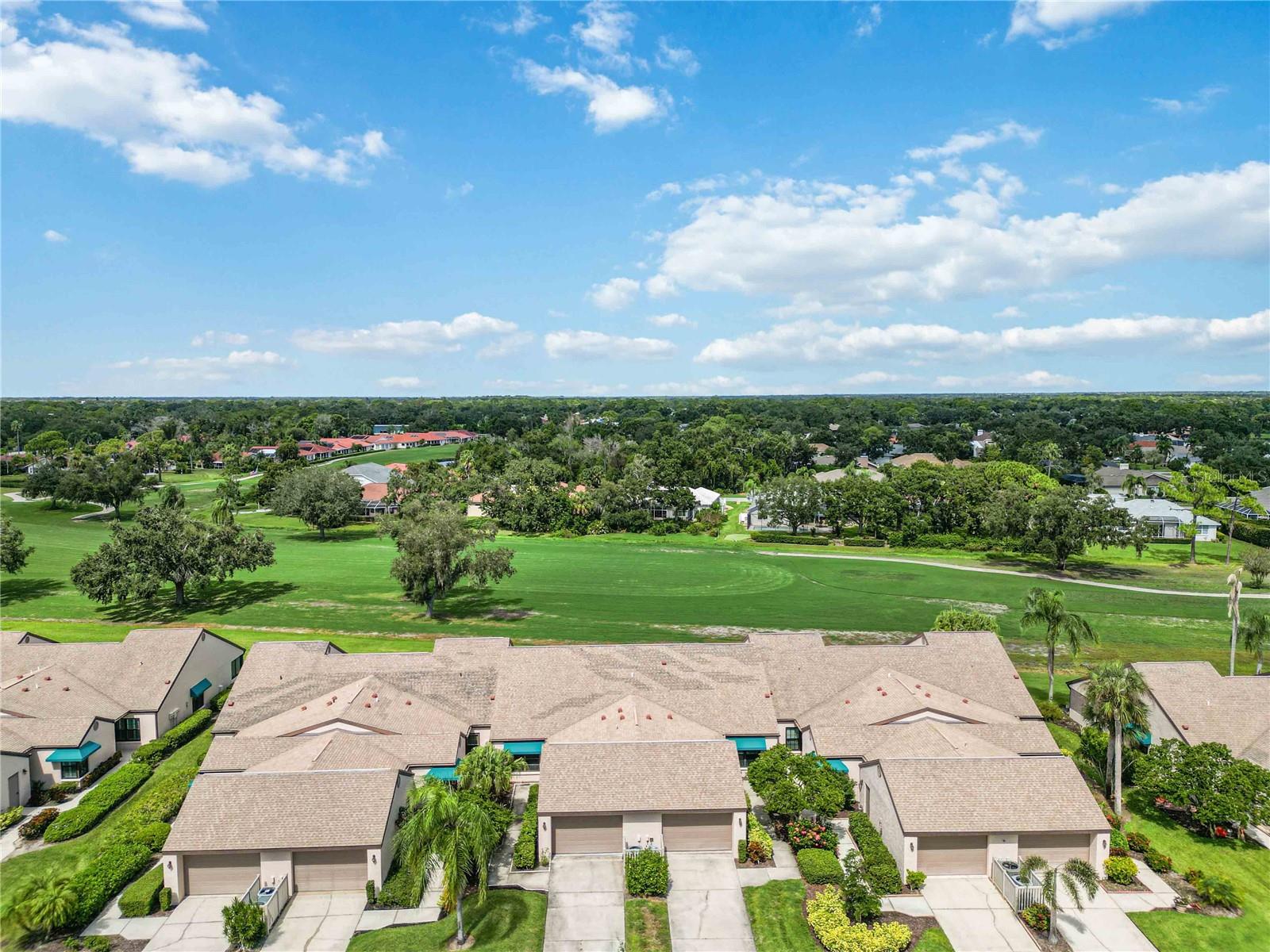 Image 43 of 60 For 6085 Clubside Drive