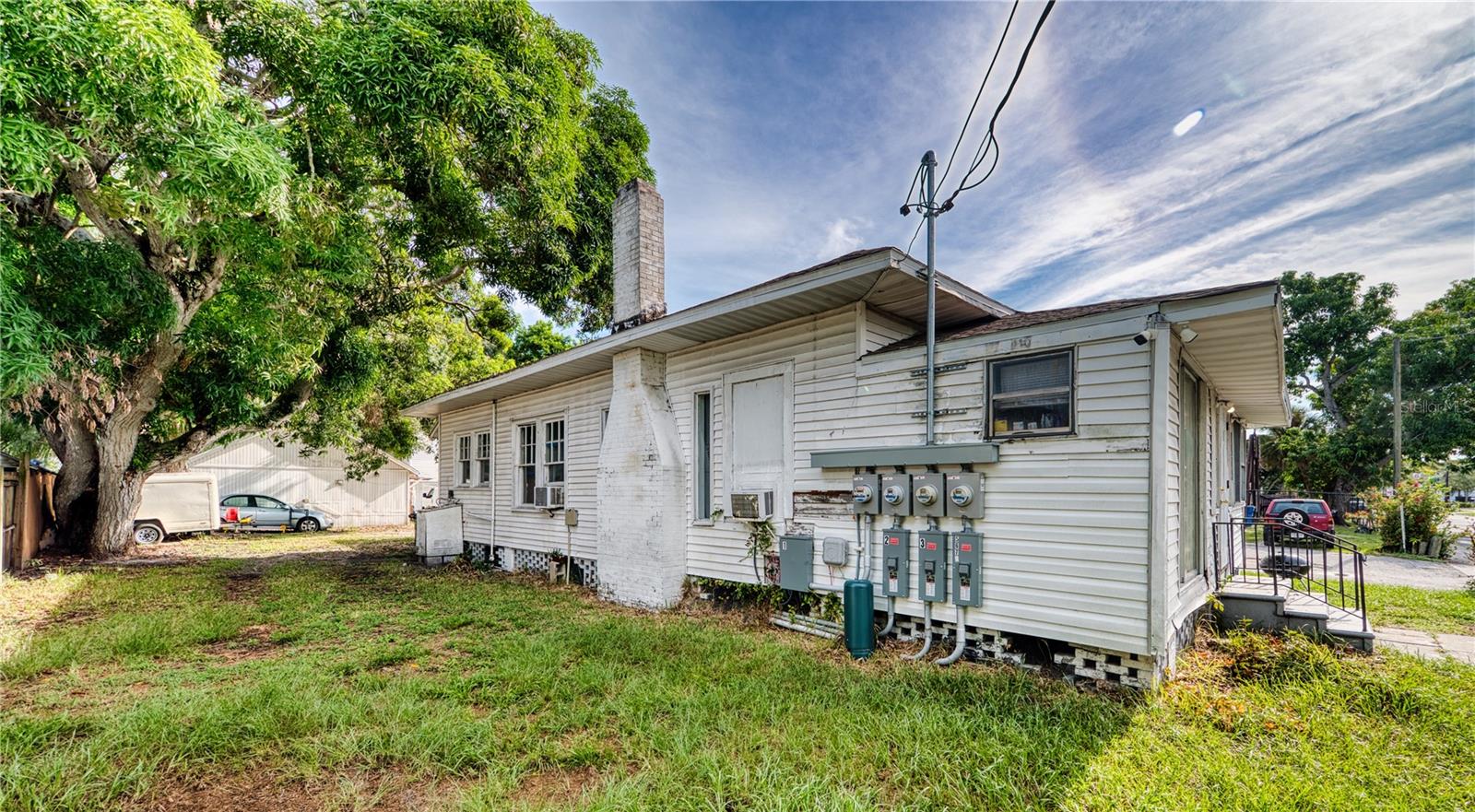 Image 3 of 29 For 1514 12th Avenue W