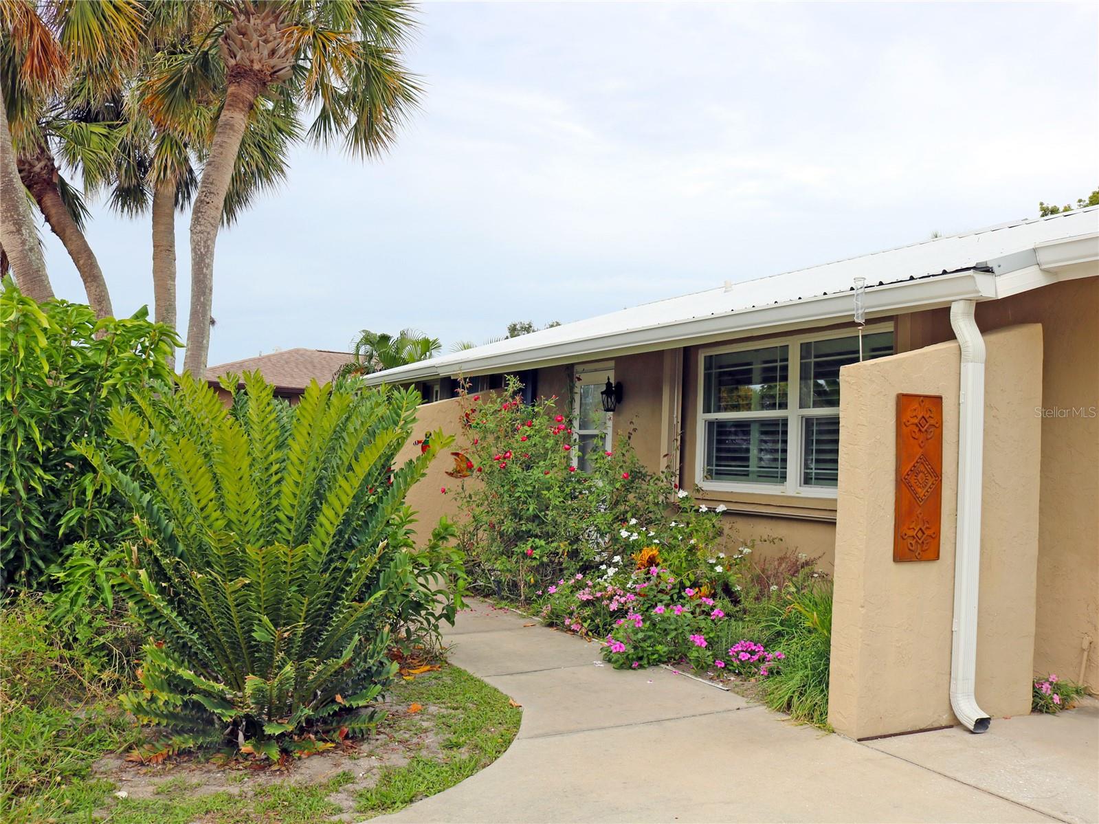 Image 2 of 15 For 506 Casas Bonitas Drive