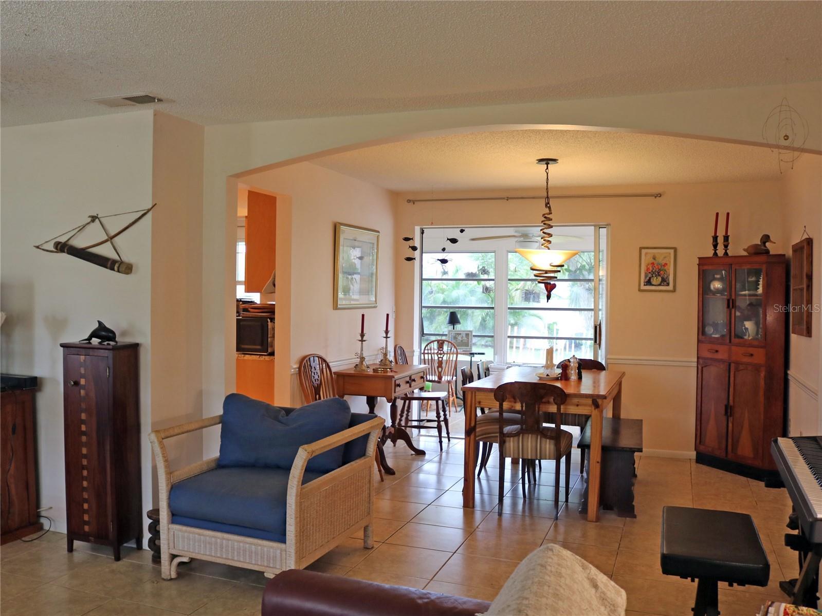 Image 7 of 15 For 506 Casas Bonitas Drive