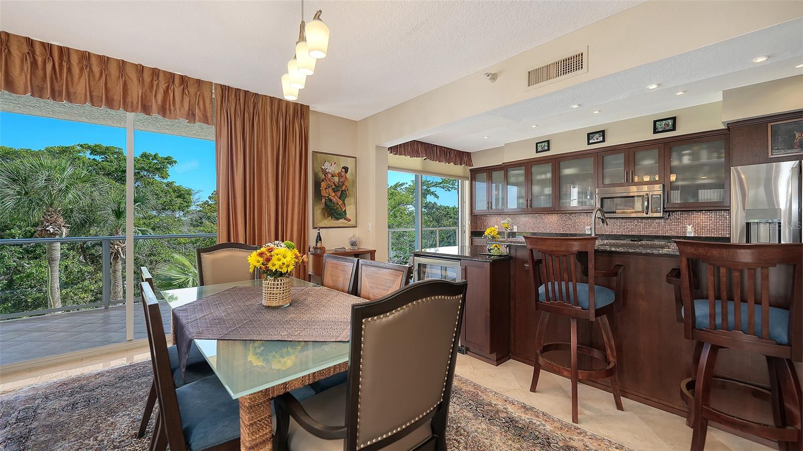 Image 12 of 40 For 1800 Benjamin Franklin Drive B207