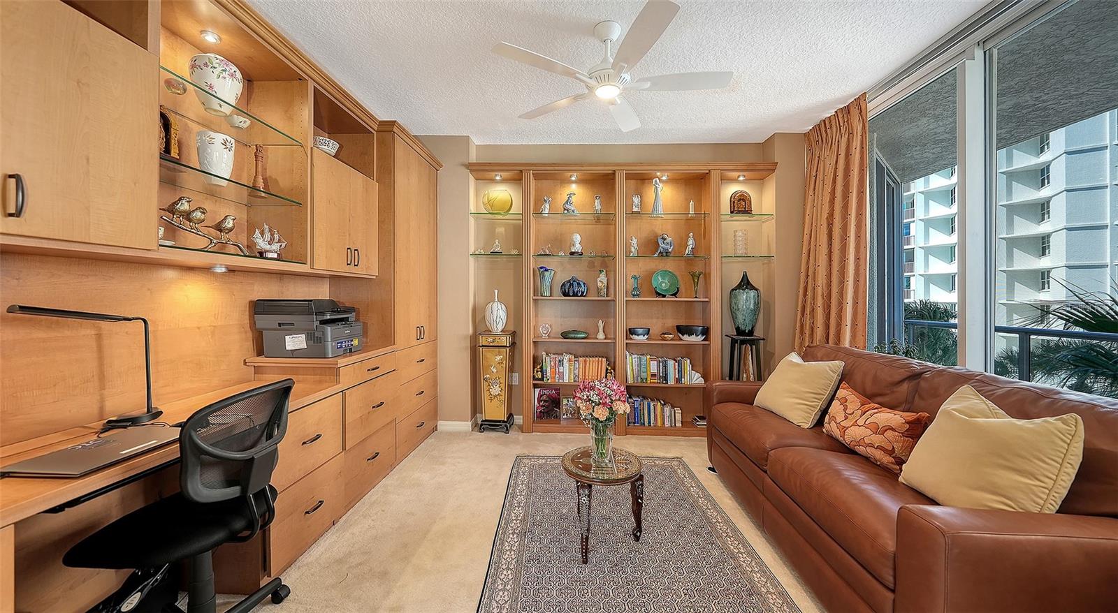 Image 24 of 40 For 1800 Benjamin Franklin Drive B207