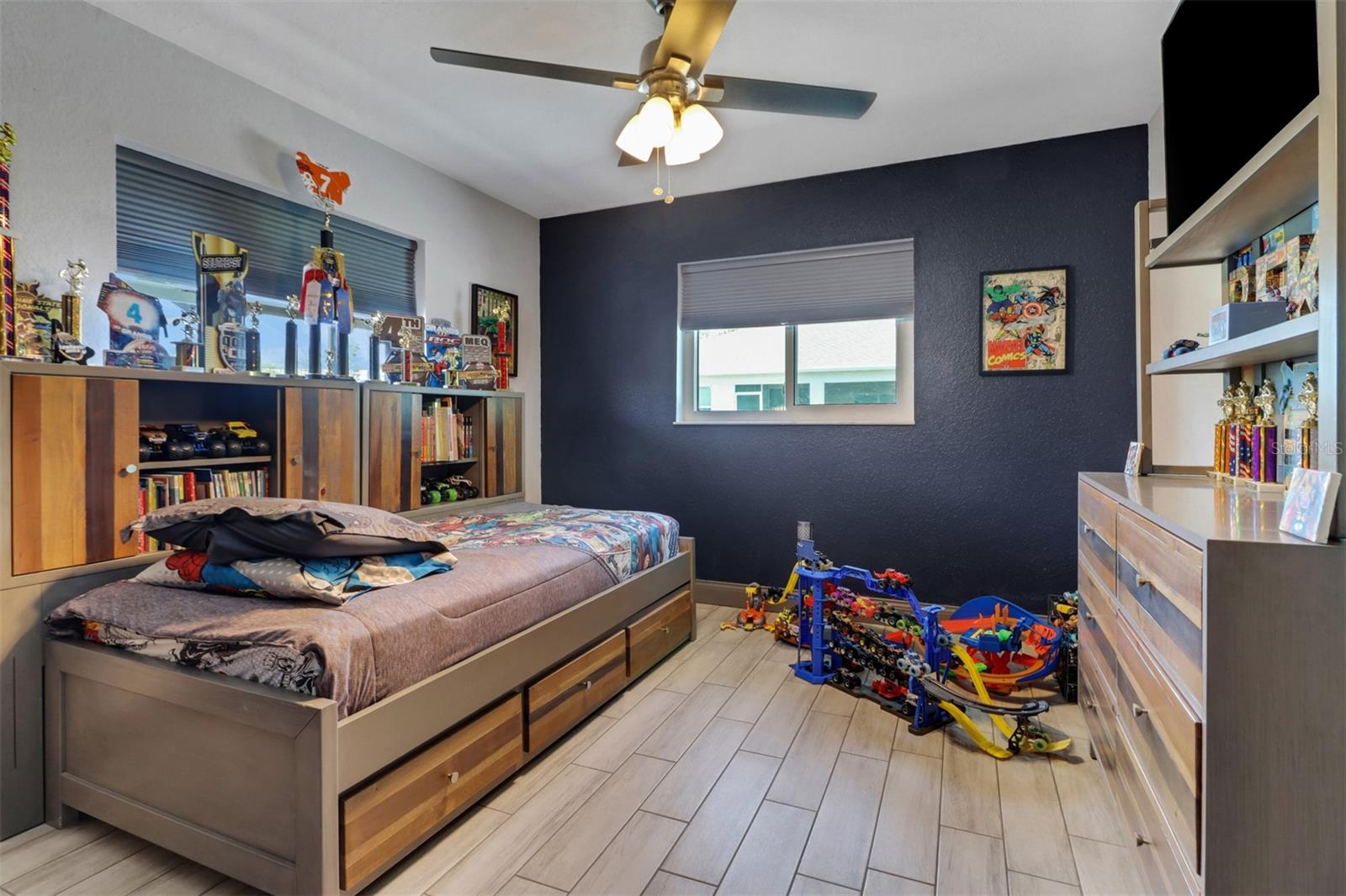 Image 24 of 36 For 23088 Allen Avenue