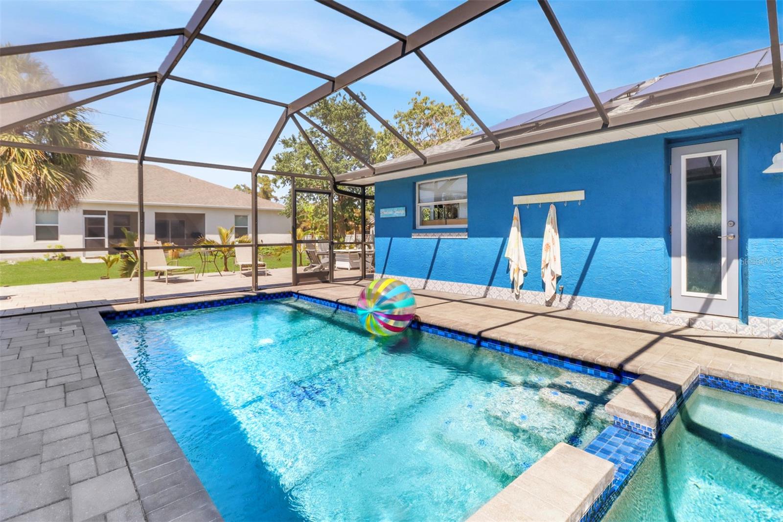 Image 29 of 36 For 23088 Allen Avenue