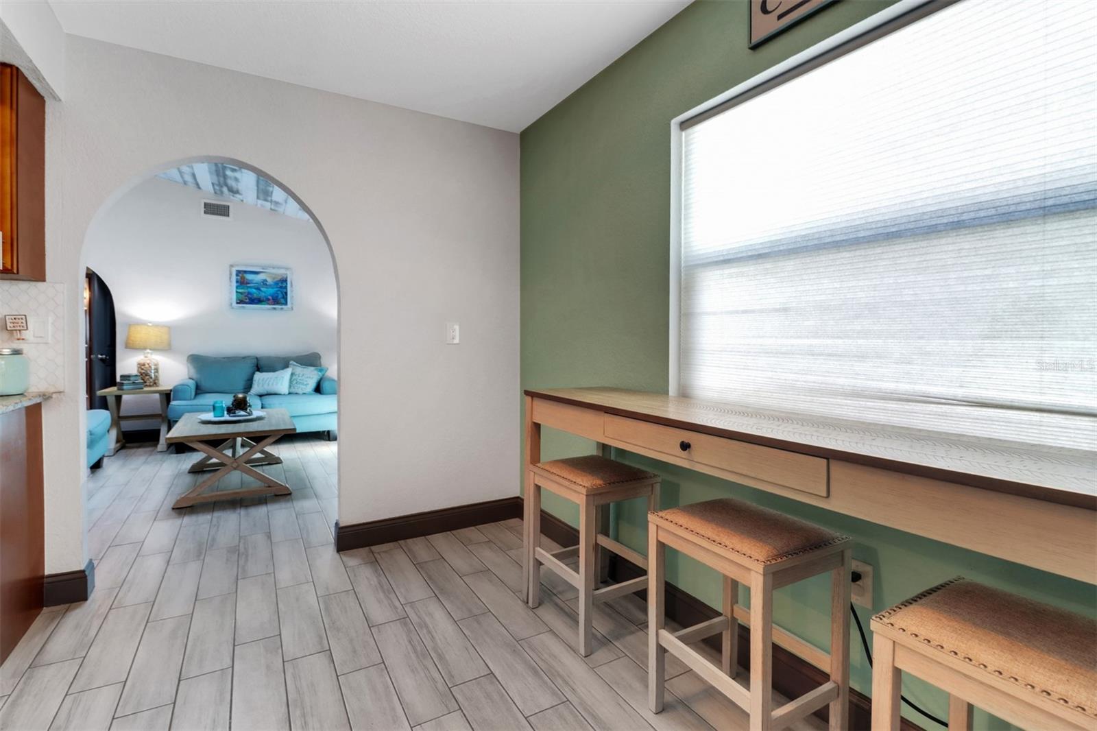 Image 8 of 36 For 23088 Allen Avenue