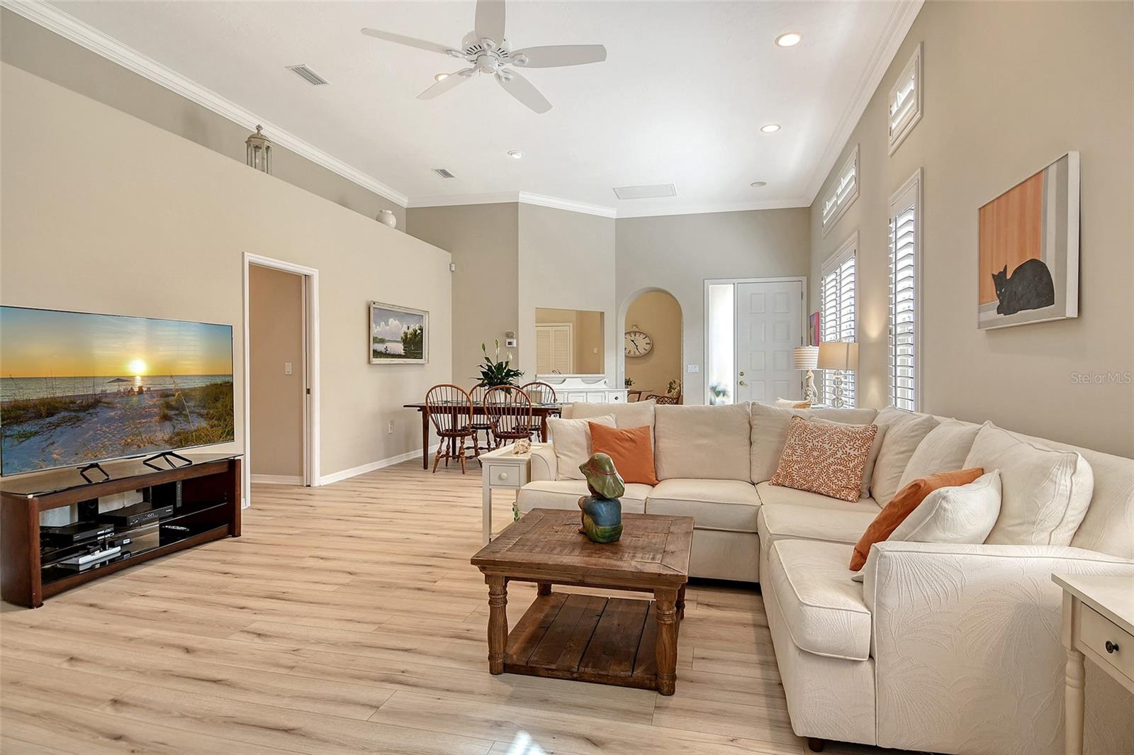 Image 13 of 72 For 3770 Amapola Lane