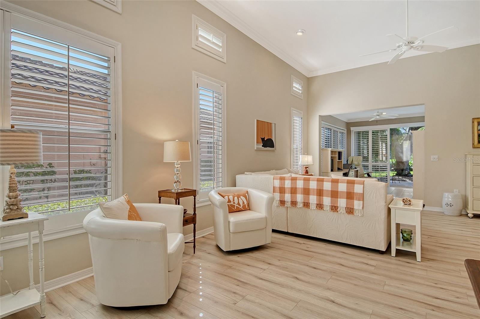 Image 7 of 72 For 3770 Amapola Lane