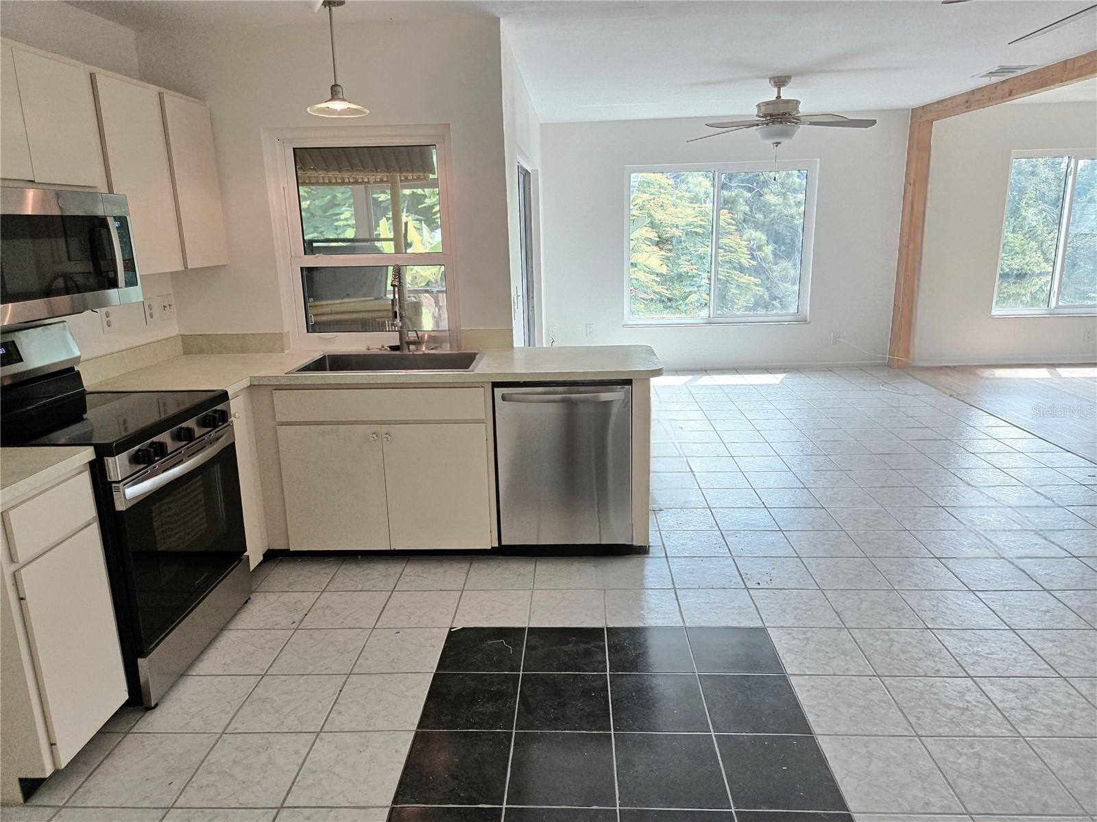 Image 10 of 14 For 1413 63rd Street