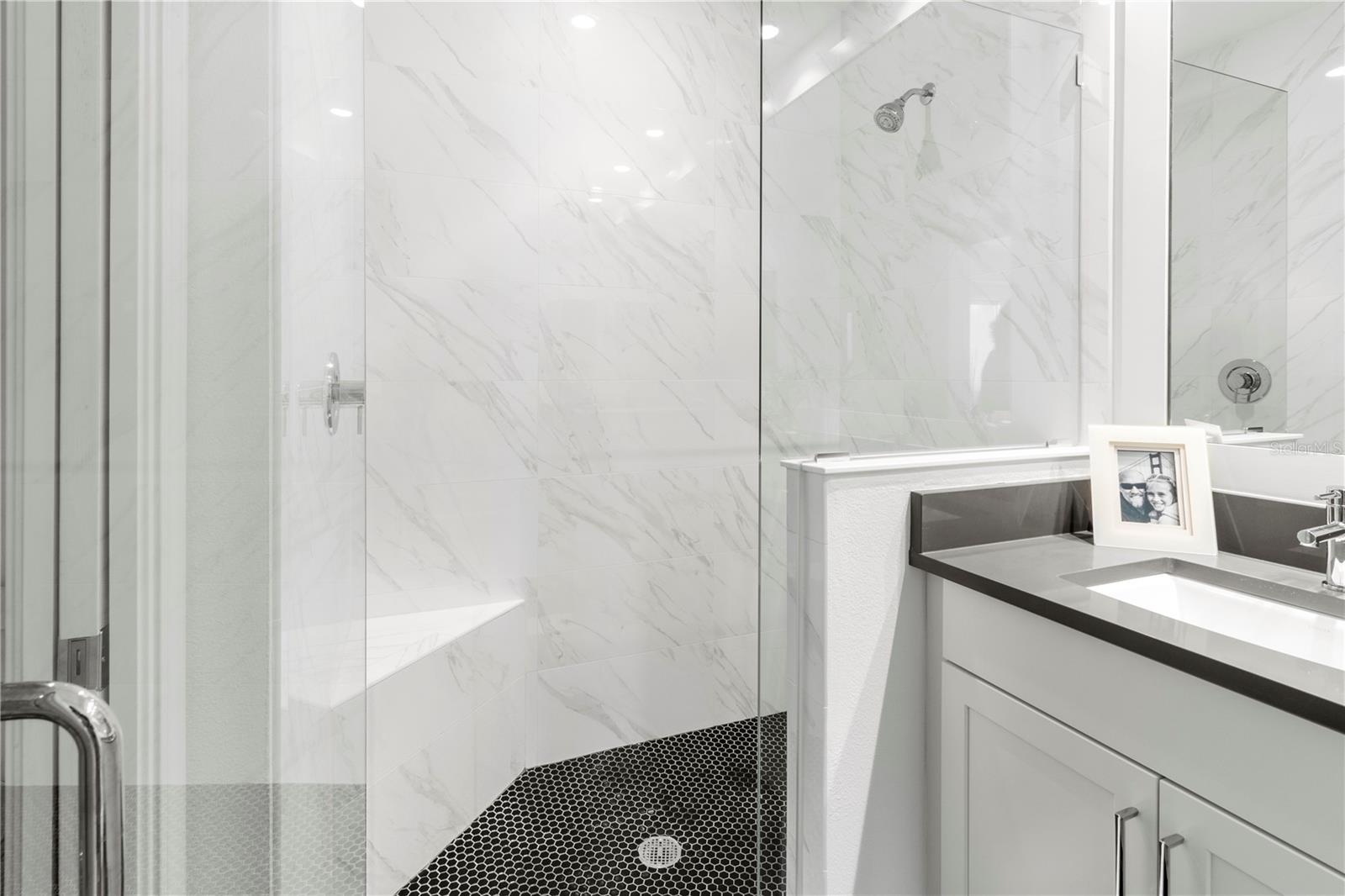 Image 24 of 42 For 10520 Boardwalk Loop 302