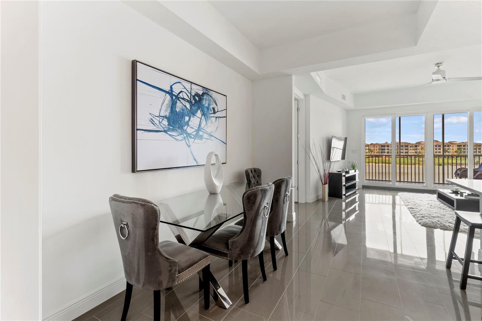 Image 6 of 42 For 10520 Boardwalk Loop 302